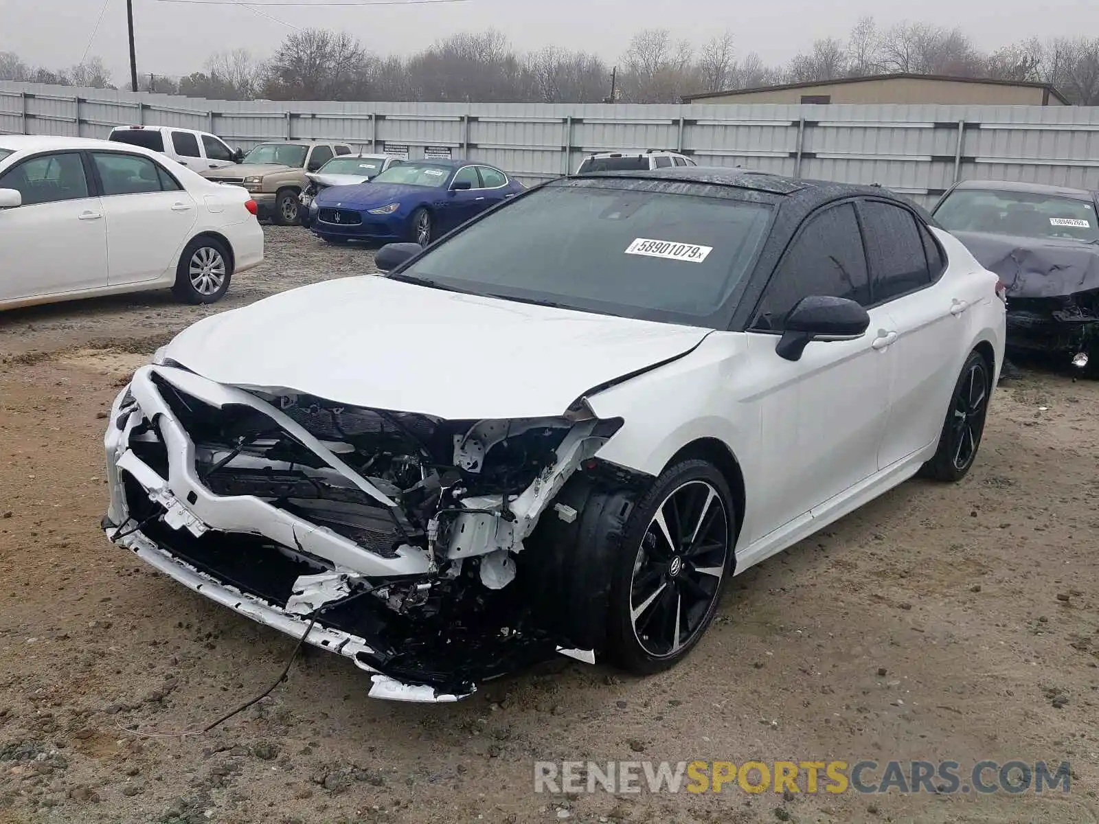 2 Photograph of a damaged car 4T1B61HK2KU273578 TOYOTA CAMRY 2019