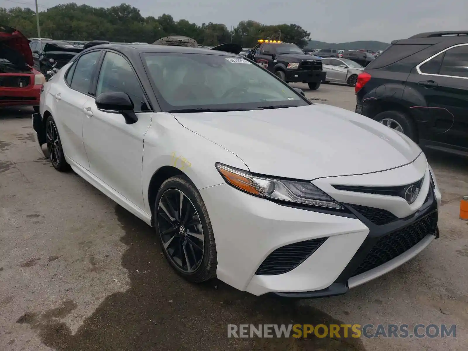 1 Photograph of a damaged car 4T1B61HK2KU278389 TOYOTA CAMRY 2019