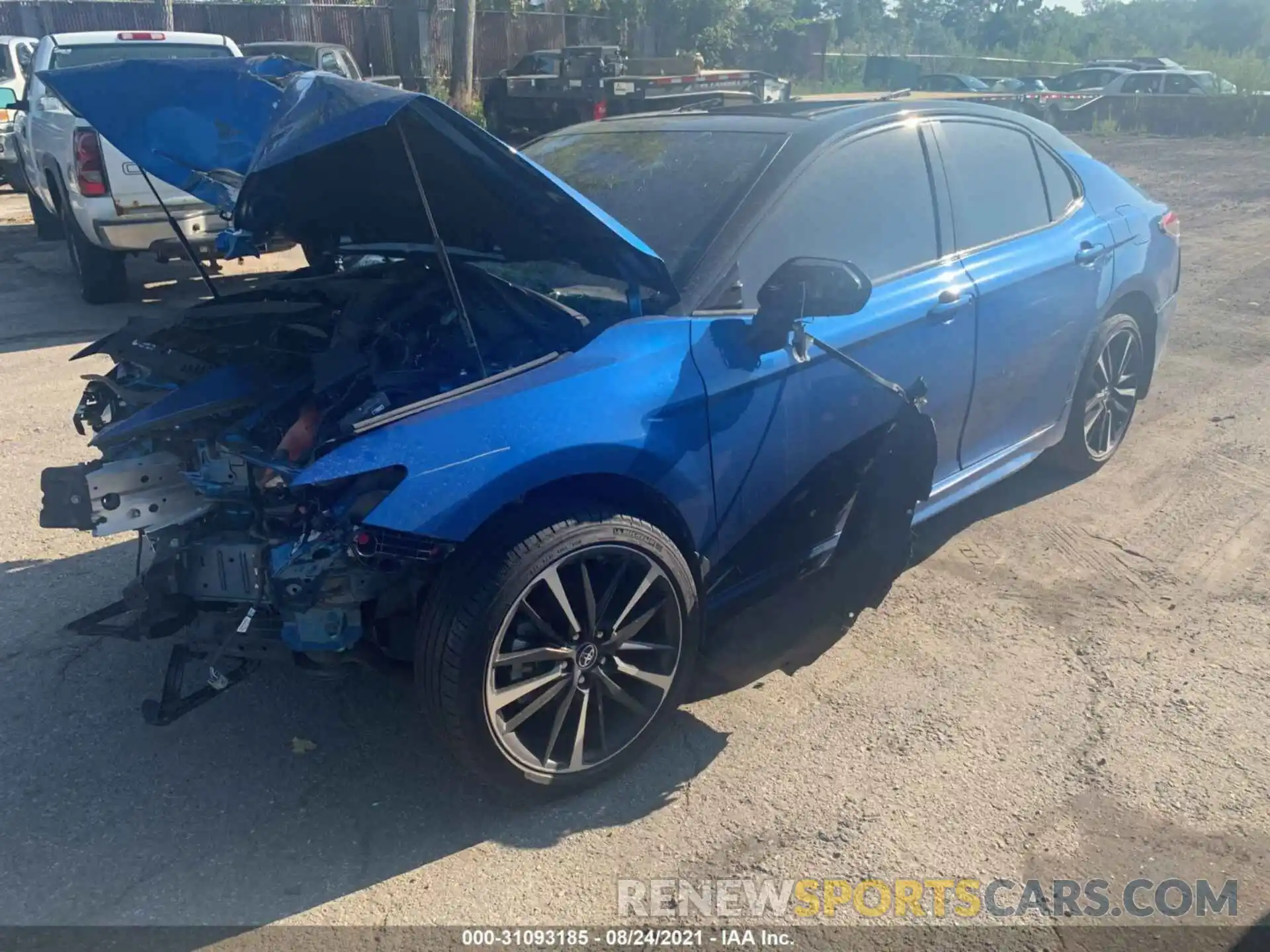 2 Photograph of a damaged car 4T1B61HK2KU282877 TOYOTA CAMRY 2019