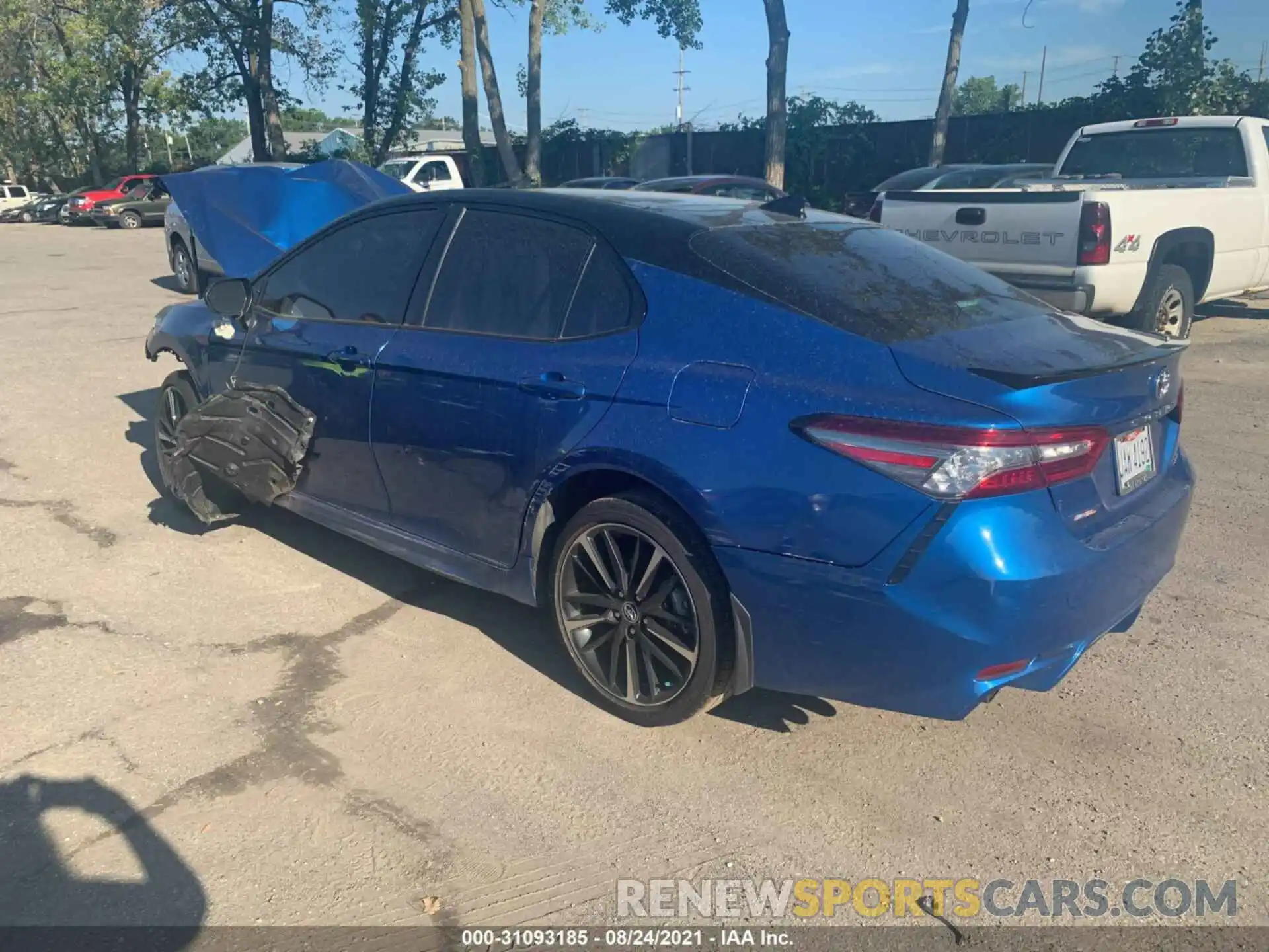 3 Photograph of a damaged car 4T1B61HK2KU282877 TOYOTA CAMRY 2019