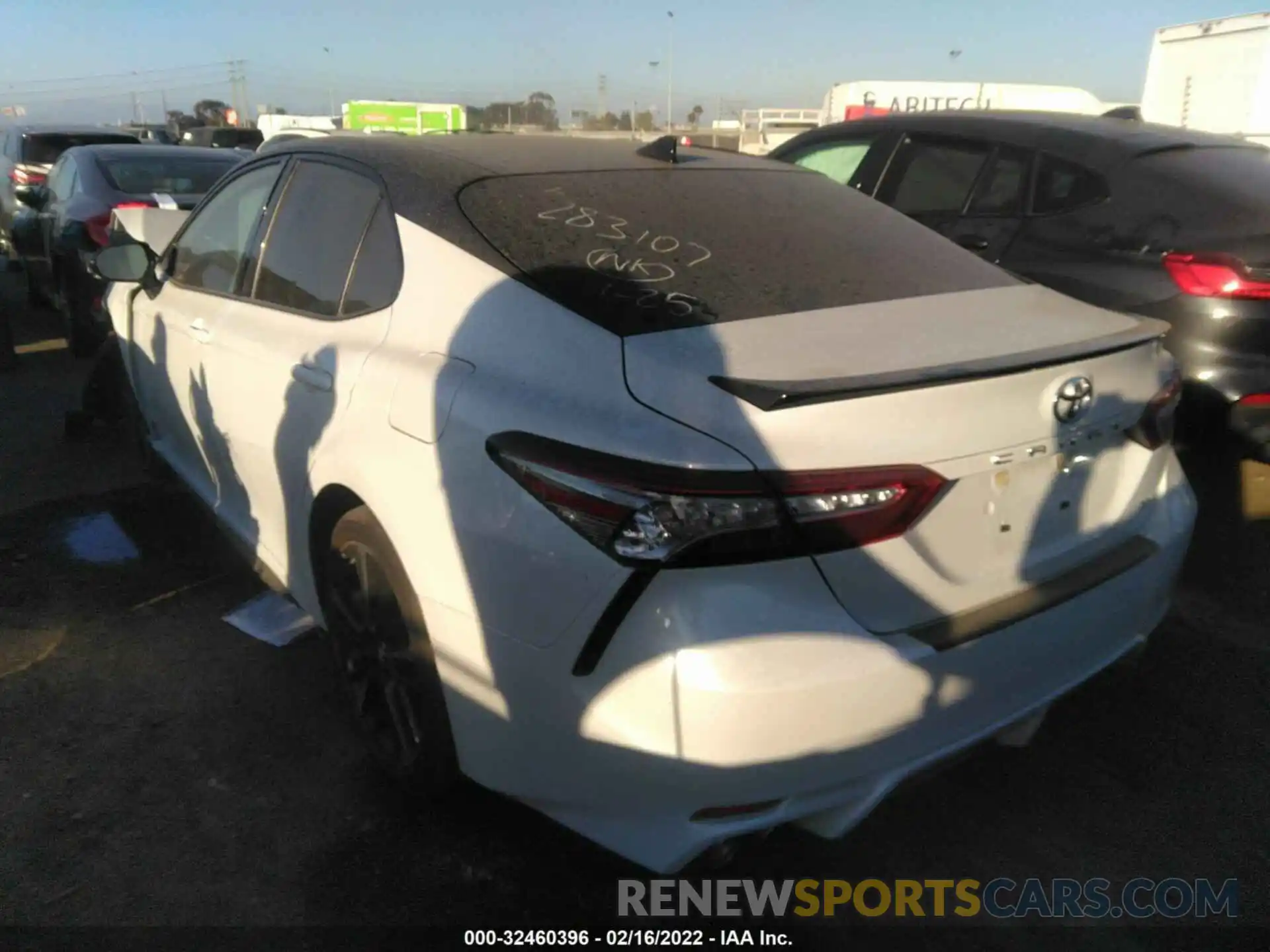 3 Photograph of a damaged car 4T1B61HK2KU283107 TOYOTA CAMRY 2019