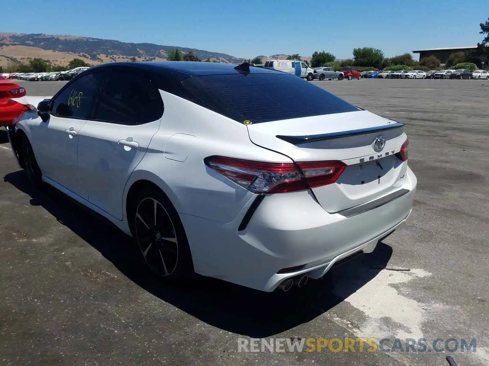 3 Photograph of a damaged car 4T1B61HK2KU285746 TOYOTA CAMRY 2019