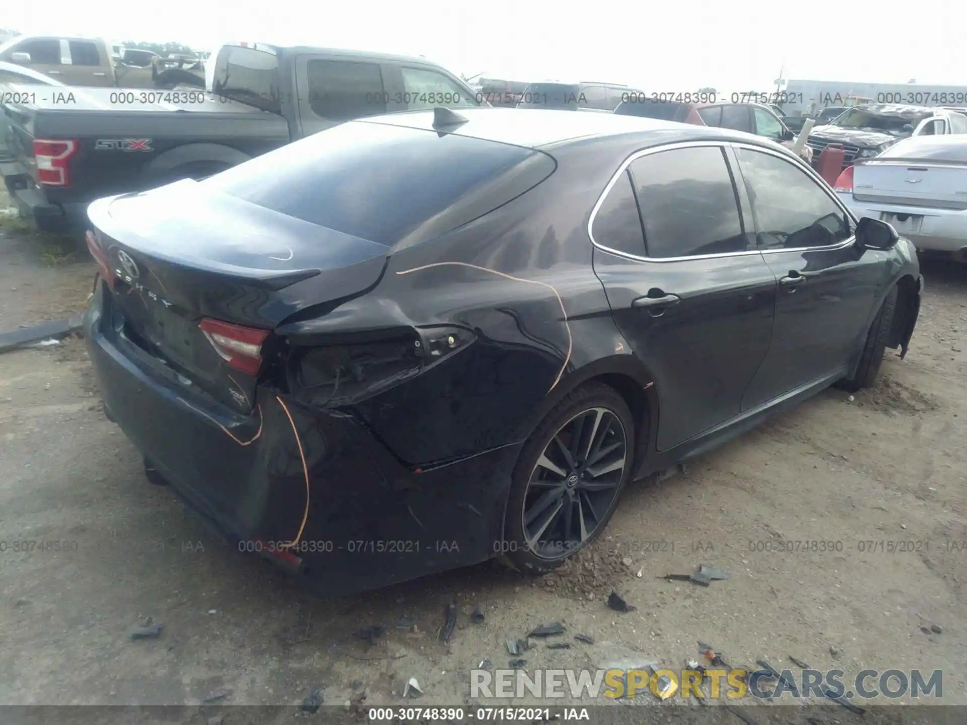 4 Фотография поврежденного автомобиля 4T1B61HK2KU706140 TOYOTA CAMRY 2019