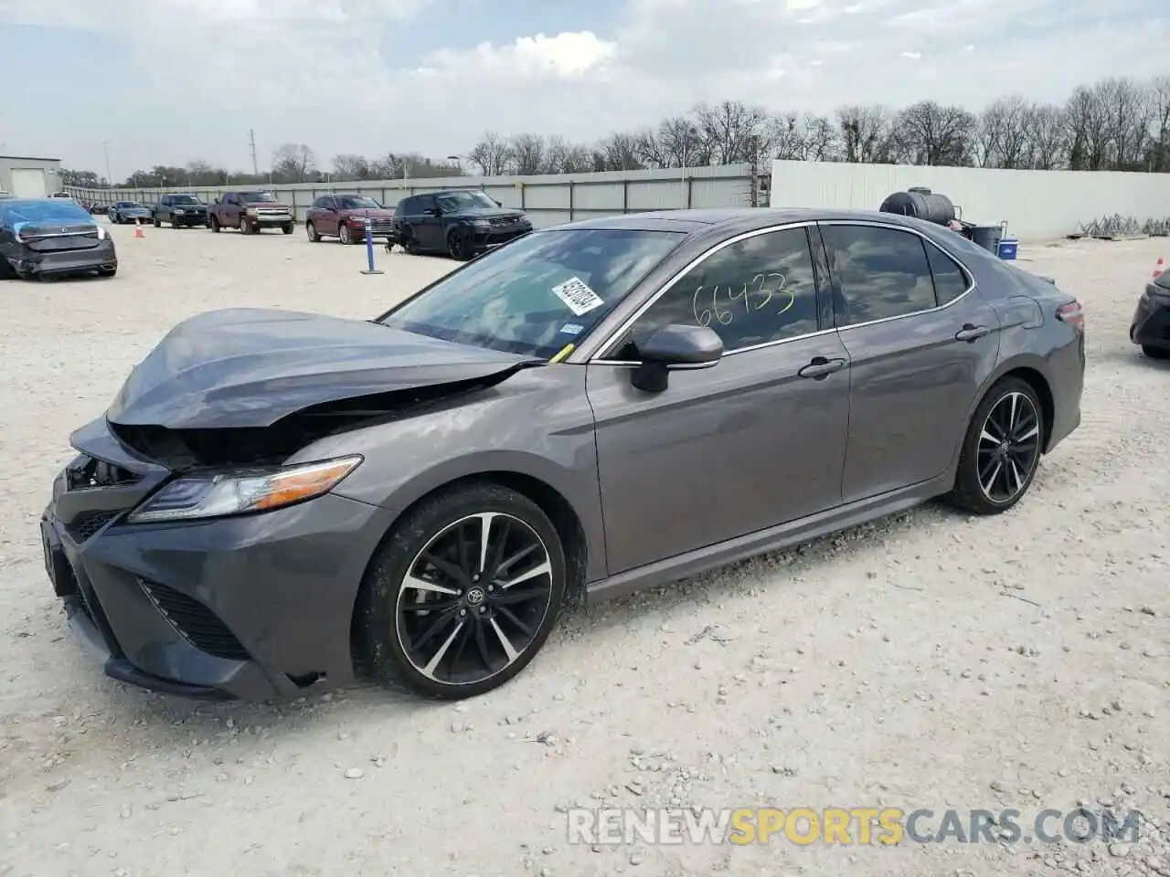 1 Photograph of a damaged car 4T1B61HK2KU711631 TOYOTA CAMRY 2019