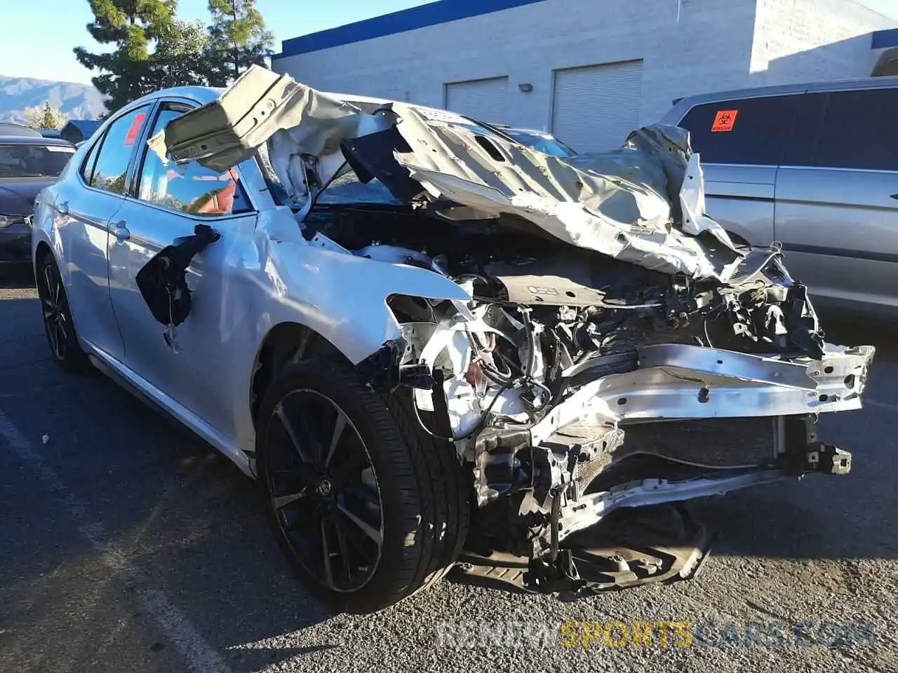 1 Photograph of a damaged car 4T1B61HK2KU712388 TOYOTA CAMRY 2019