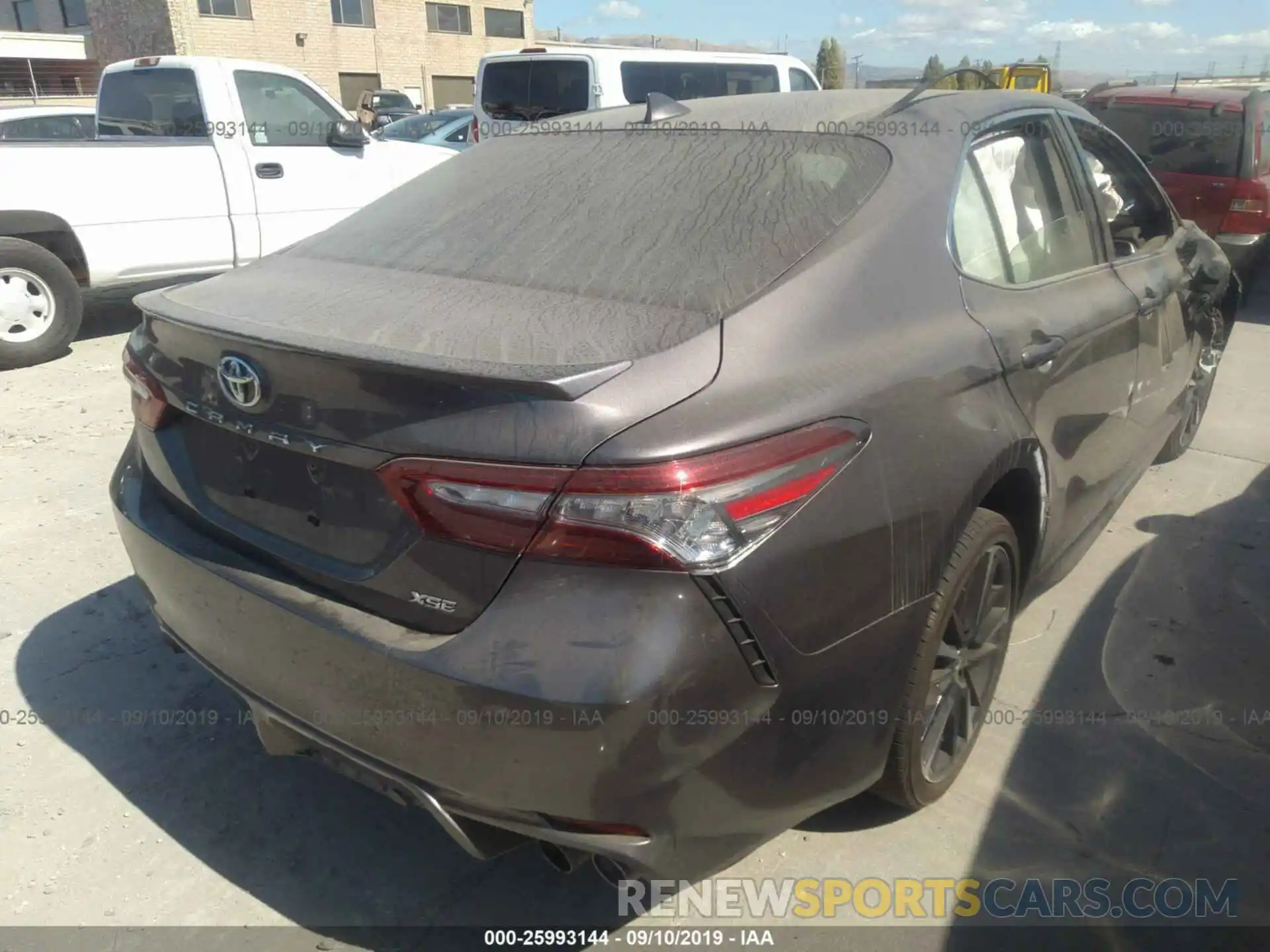 4 Фотография поврежденного автомобиля 4T1B61HK2KU720507 TOYOTA CAMRY 2019