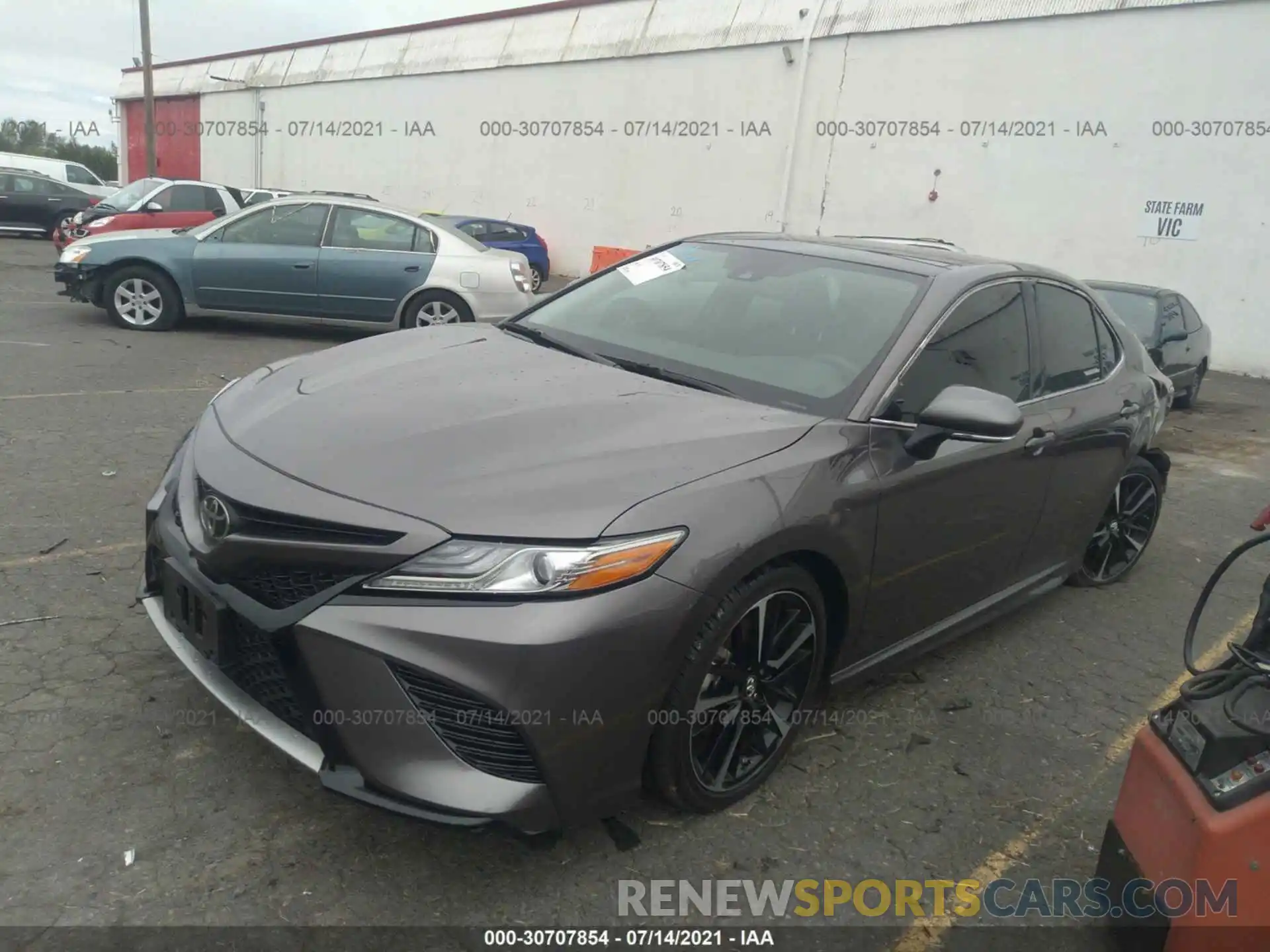 2 Photograph of a damaged car 4T1B61HK2KU727148 TOYOTA CAMRY 2019