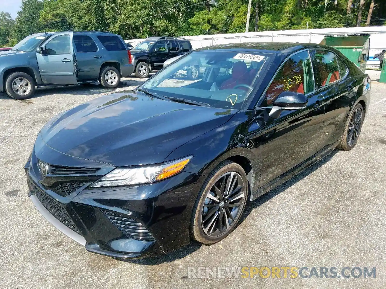 2 Photograph of a damaged car 4T1B61HK2KU728025 TOYOTA CAMRY 2019