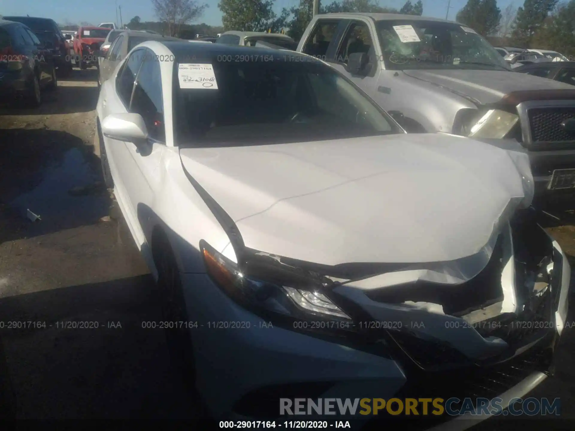 1 Photograph of a damaged car 4T1B61HK2KU748016 TOYOTA CAMRY 2019