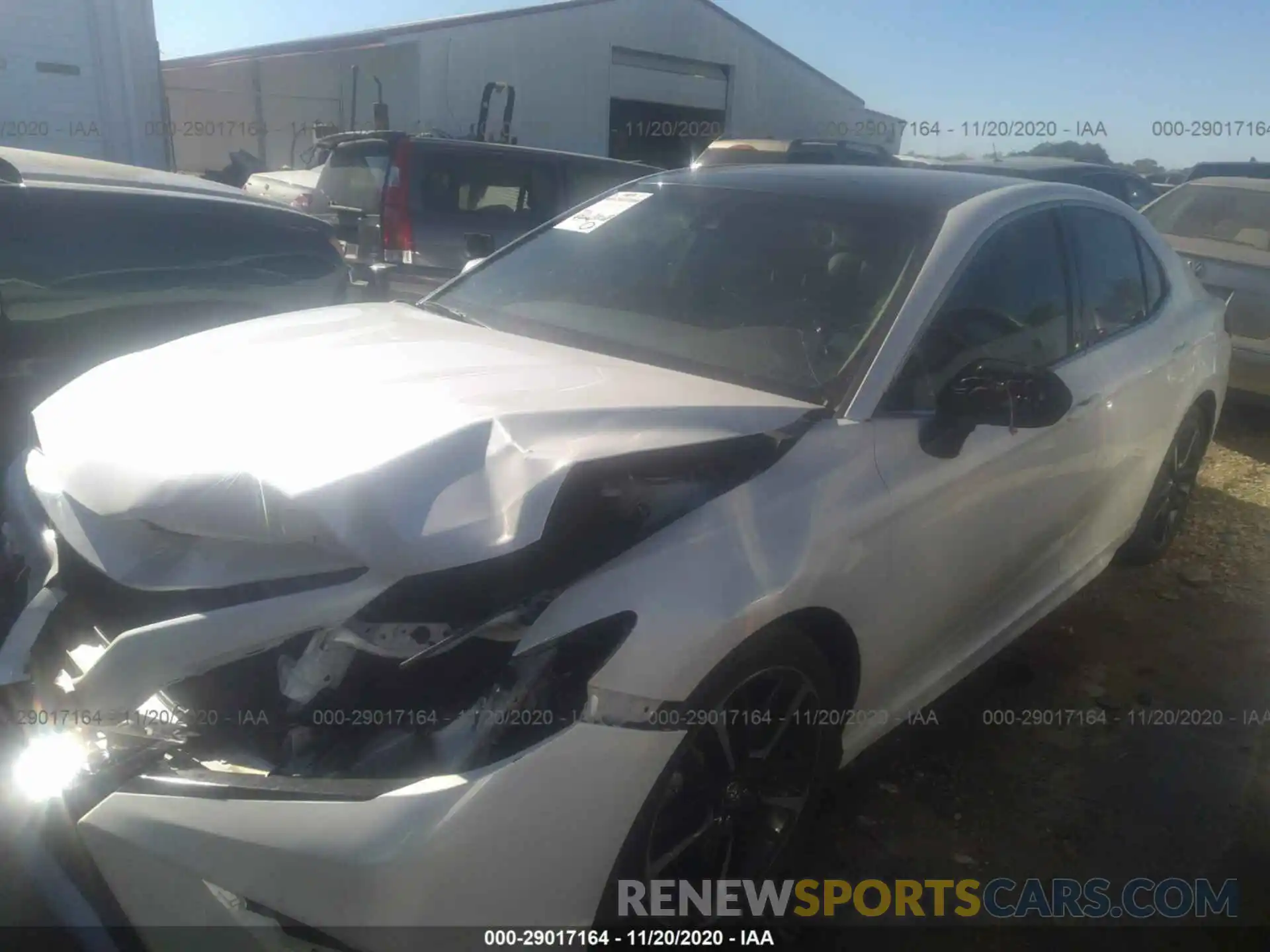 2 Photograph of a damaged car 4T1B61HK2KU748016 TOYOTA CAMRY 2019