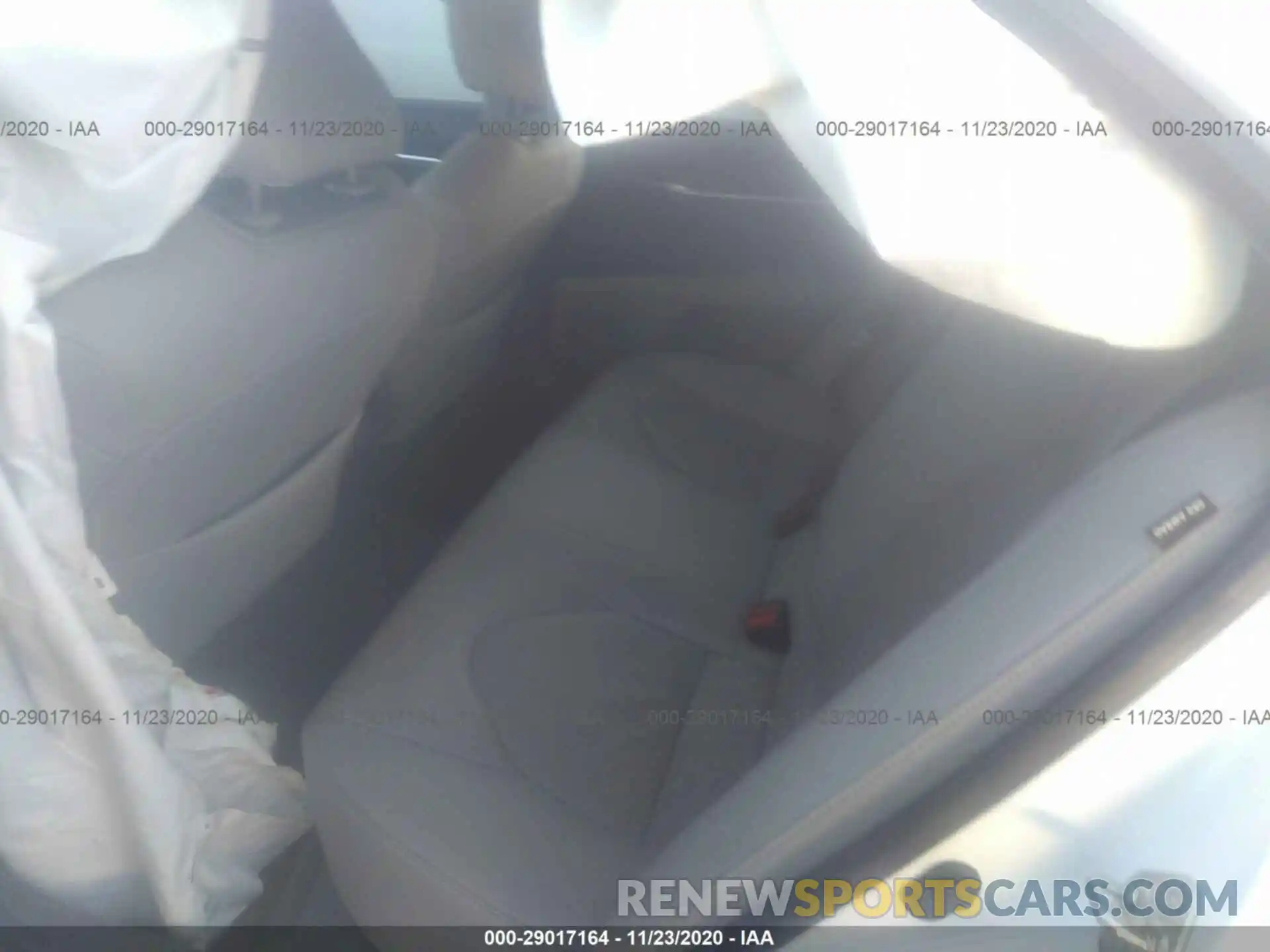 8 Photograph of a damaged car 4T1B61HK2KU748016 TOYOTA CAMRY 2019