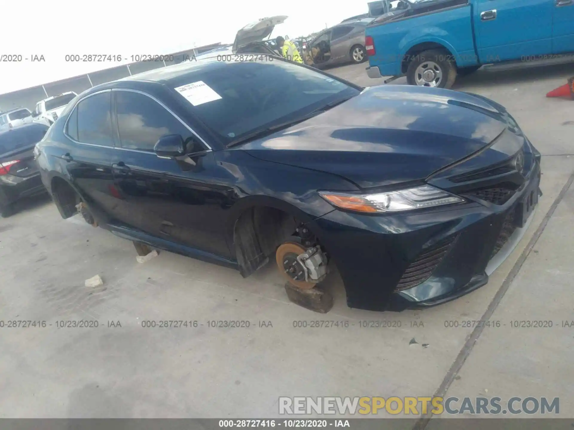 1 Photograph of a damaged car 4T1B61HK2KU771120 TOYOTA CAMRY 2019