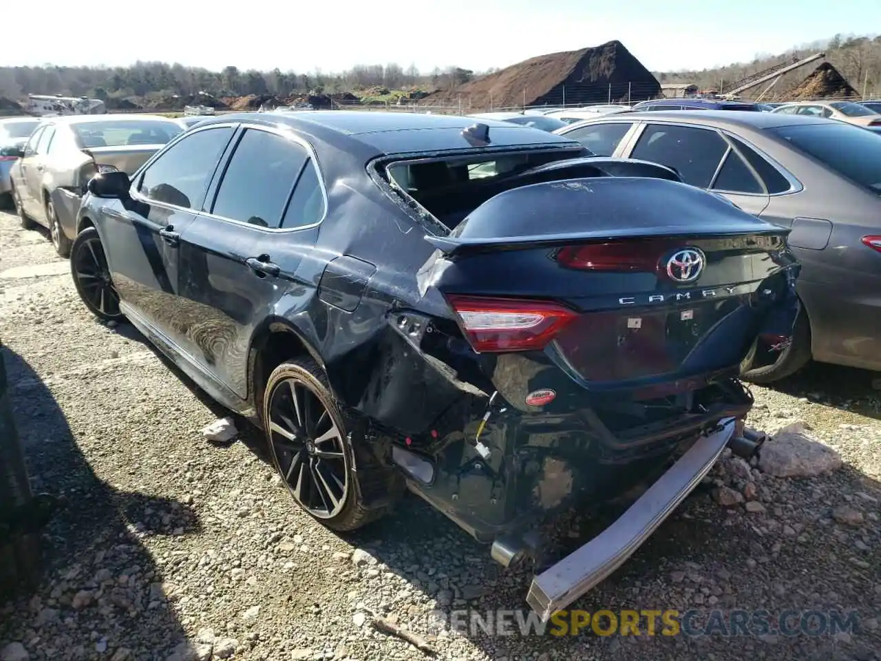 3 Photograph of a damaged car 4T1B61HK2KU771702 TOYOTA CAMRY 2019