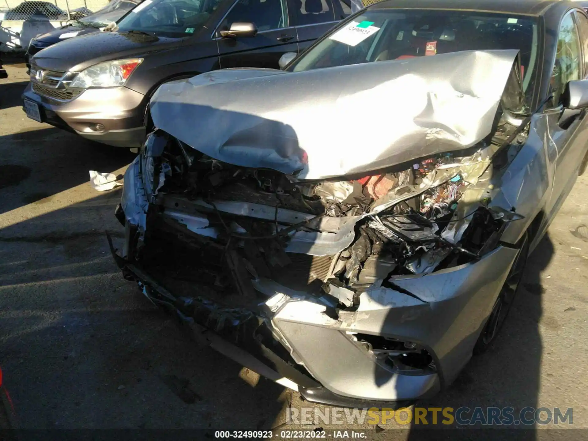 6 Photograph of a damaged car 4T1B61HK2KU792923 TOYOTA CAMRY 2019