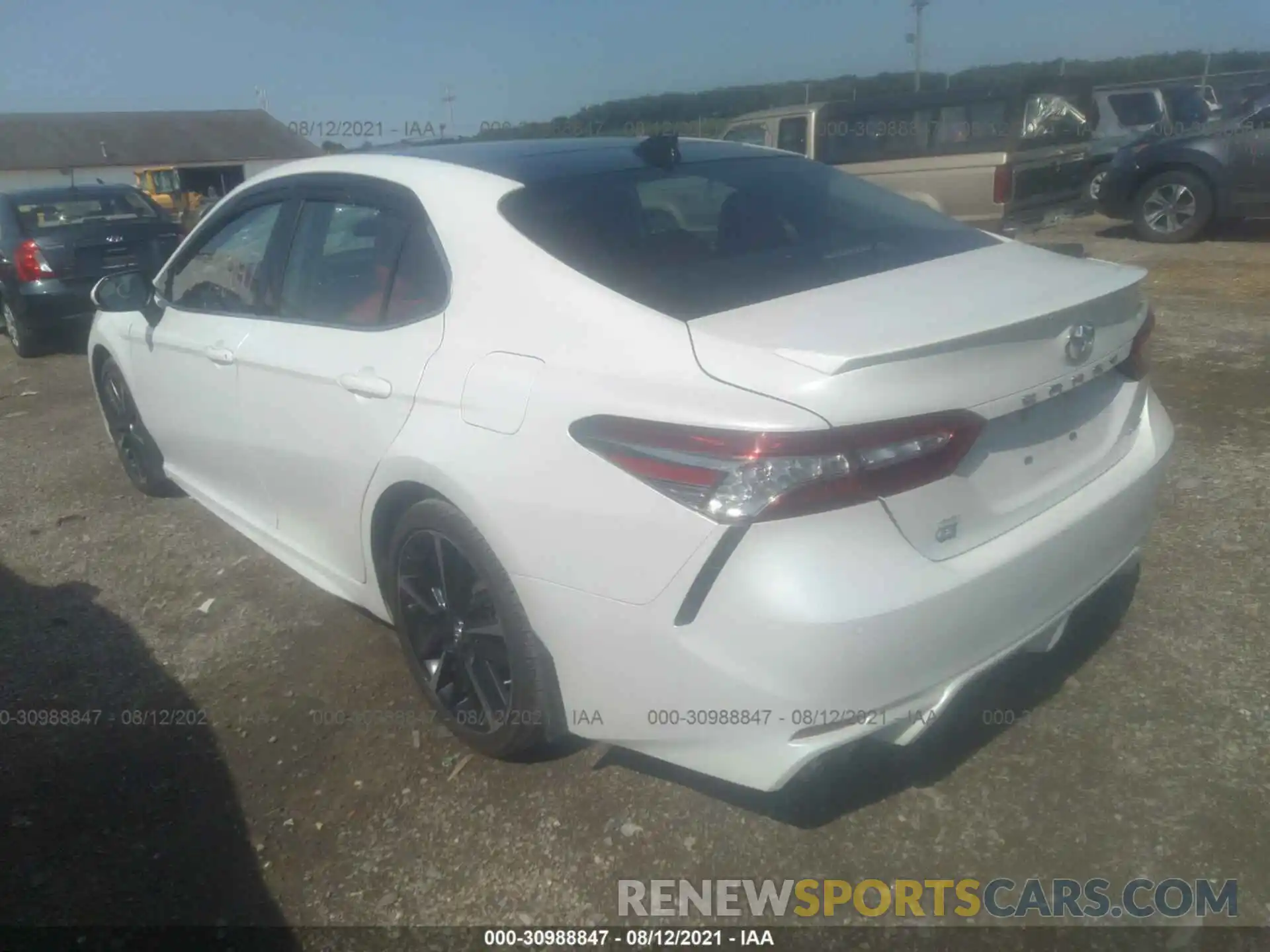 3 Photograph of a damaged car 4T1B61HK2KU802026 TOYOTA CAMRY 2019