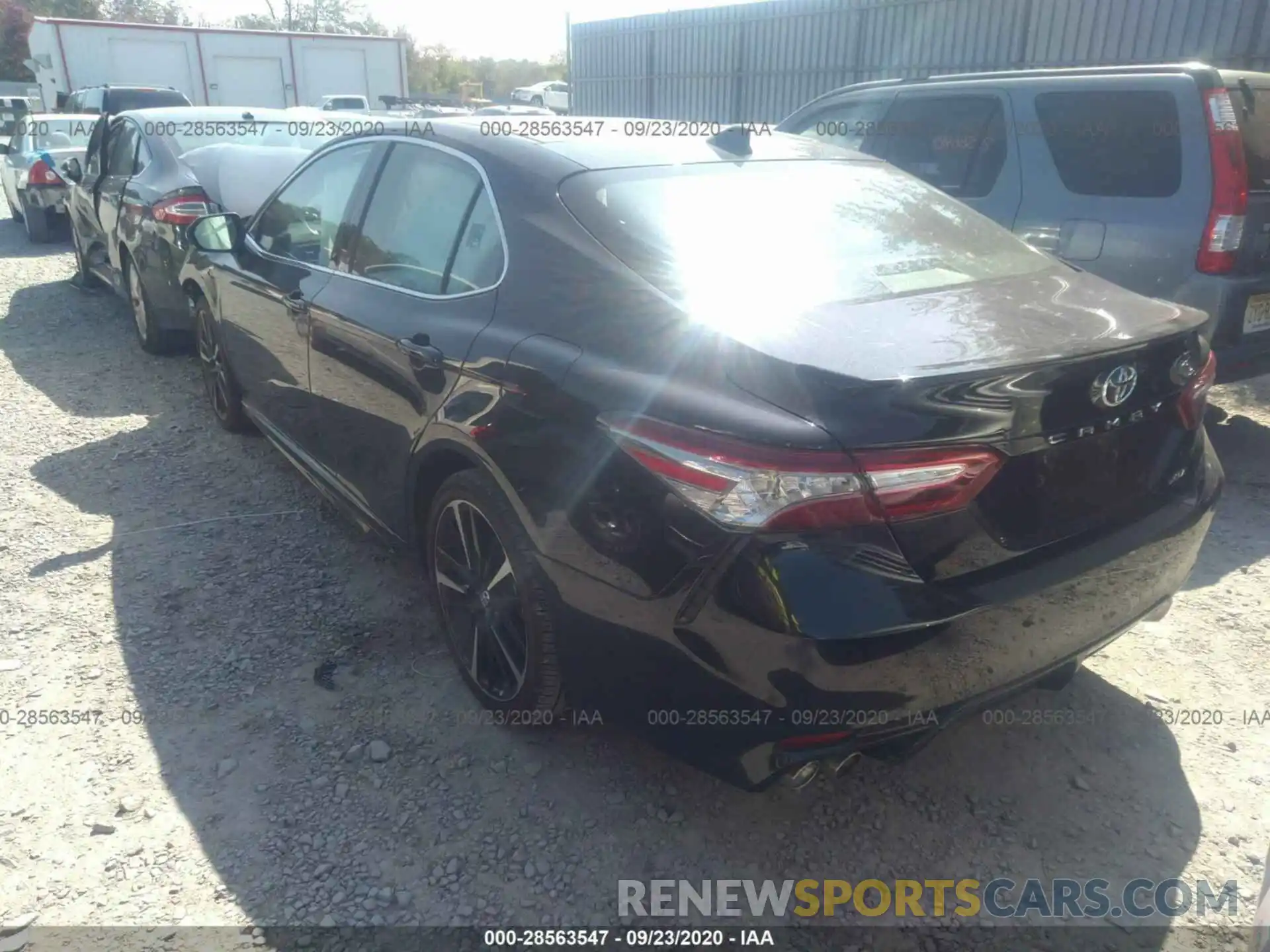 3 Photograph of a damaged car 4T1B61HK2KU802284 TOYOTA CAMRY 2019