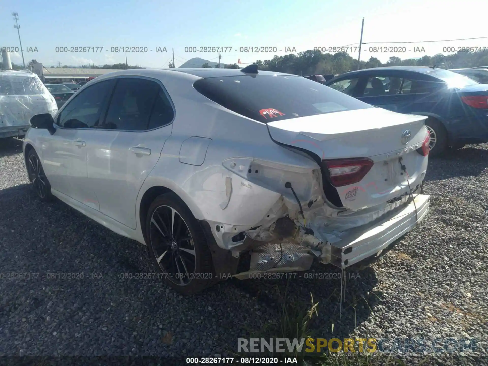 6 Photograph of a damaged car 4T1B61HK2KU807632 TOYOTA CAMRY 2019