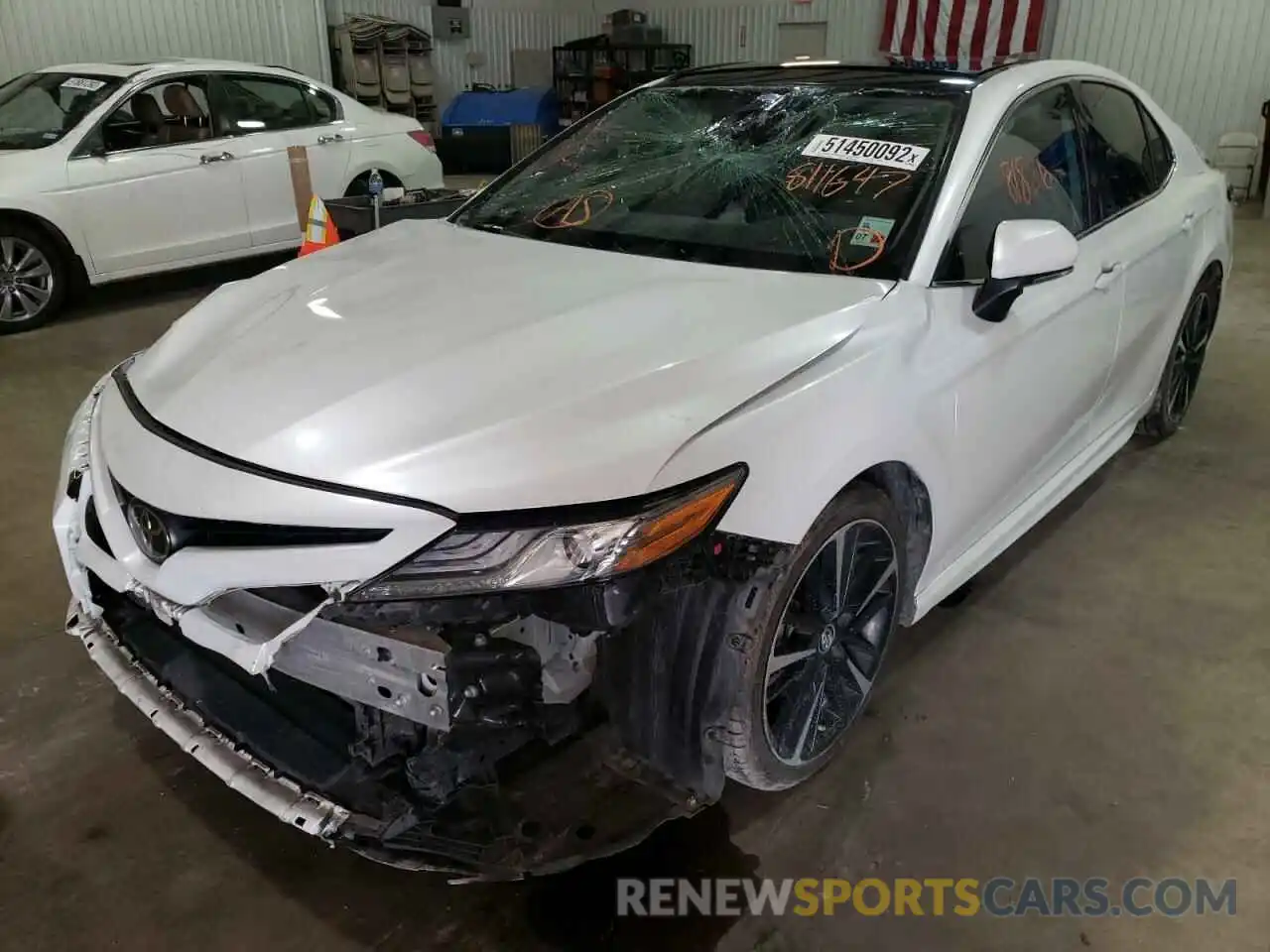 2 Photograph of a damaged car 4T1B61HK2KU811647 TOYOTA CAMRY 2019