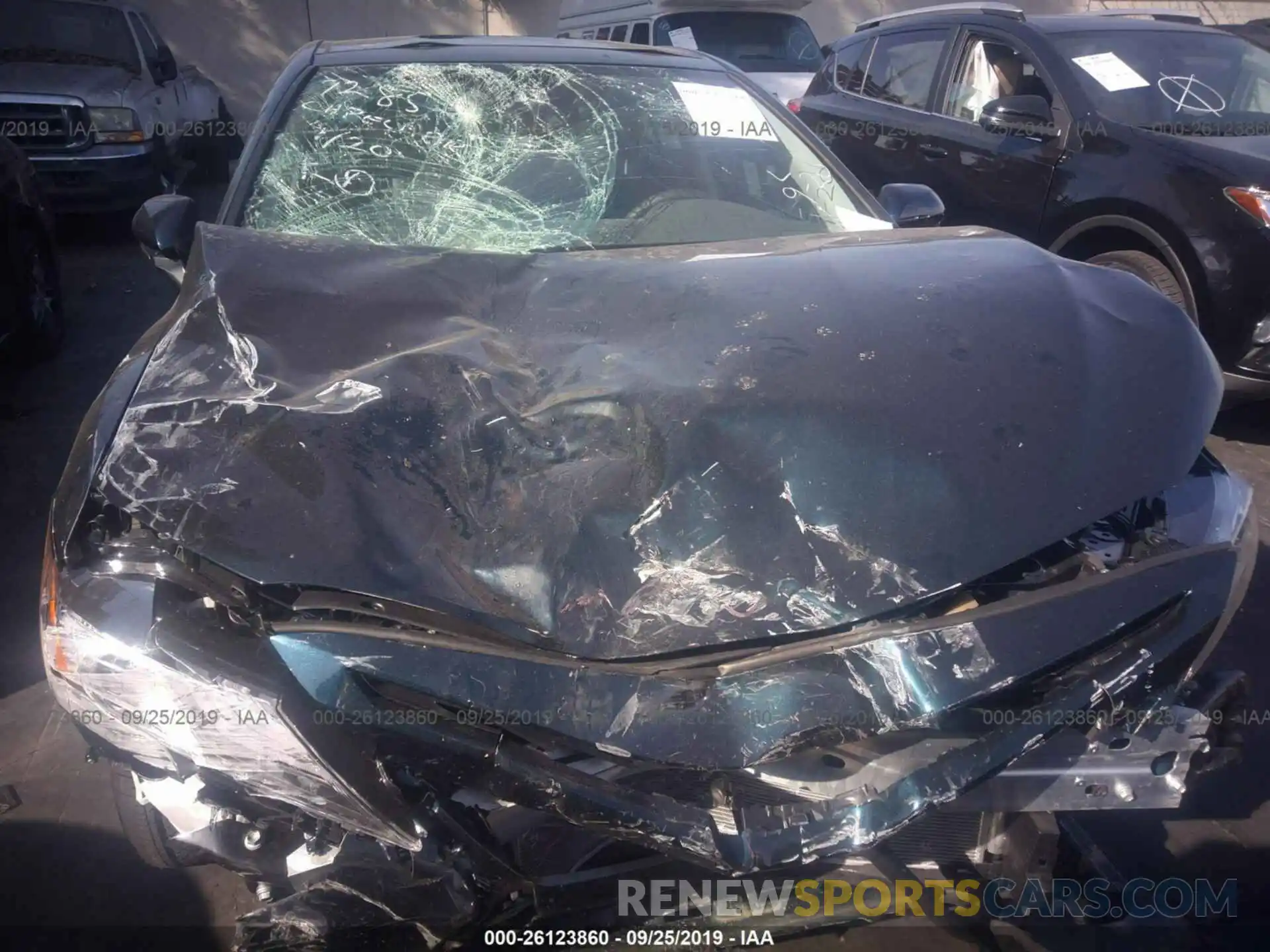 6 Photograph of a damaged car 4T1B61HK2KU811812 TOYOTA CAMRY 2019