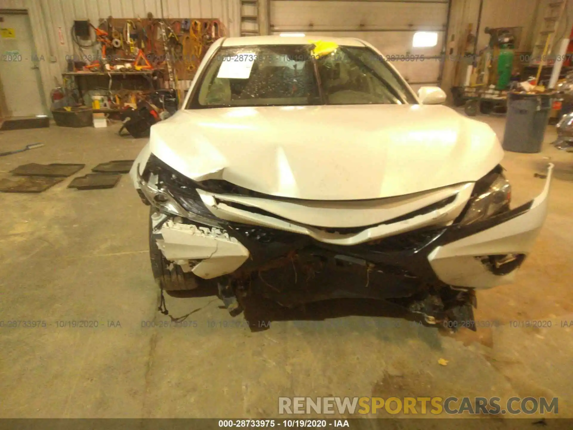 6 Photograph of a damaged car 4T1B61HK2KU826410 TOYOTA CAMRY 2019