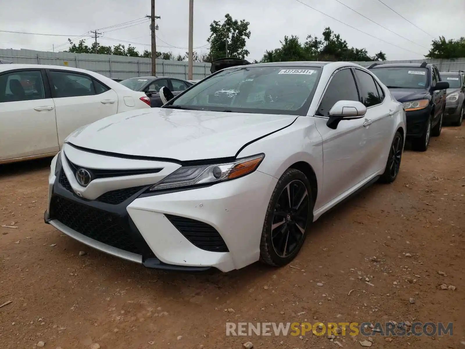 2 Photograph of a damaged car 4T1B61HK2KU829839 TOYOTA CAMRY 2019