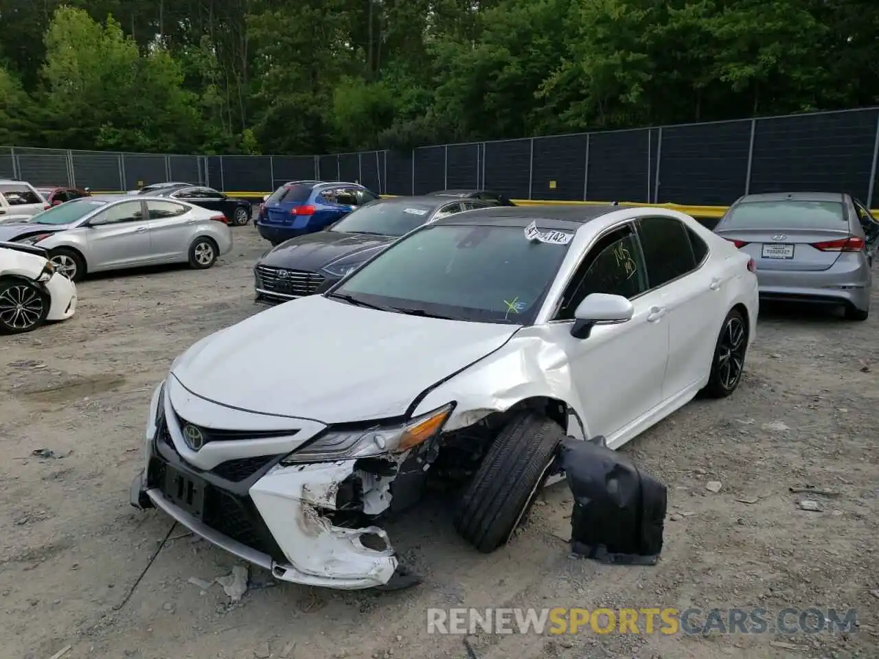 2 Photograph of a damaged car 4T1B61HK2KU835608 TOYOTA CAMRY 2019