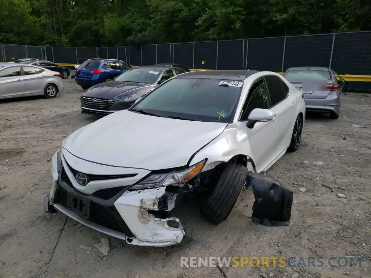 9 Photograph of a damaged car 4T1B61HK2KU835608 TOYOTA CAMRY 2019