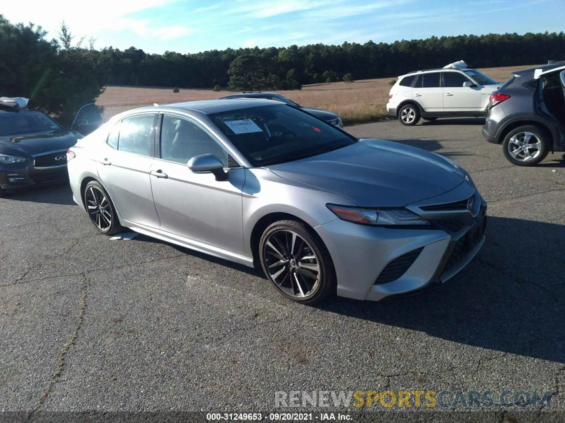 1 Photograph of a damaged car 4T1B61HK2KU837147 TOYOTA CAMRY 2019