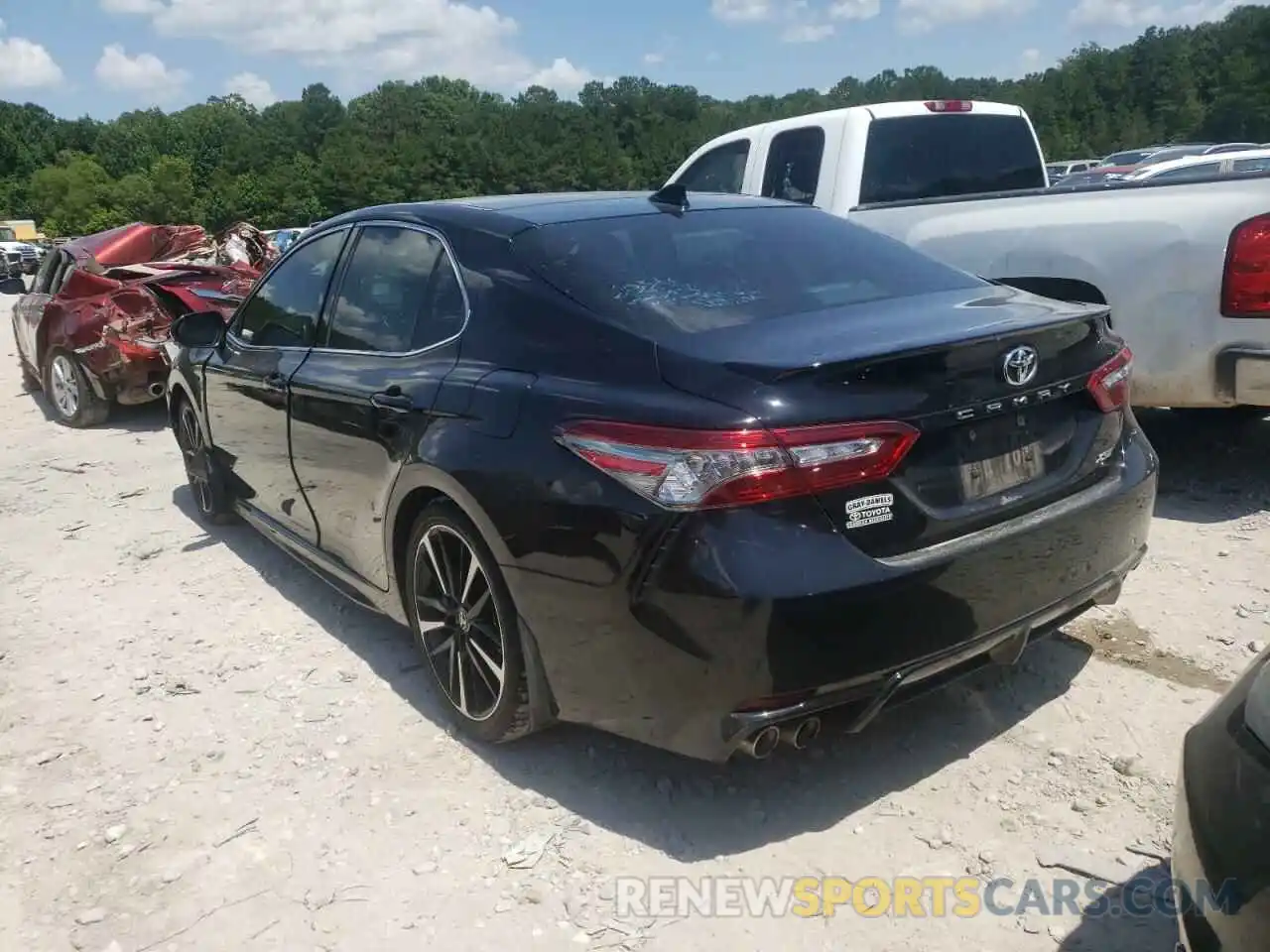 3 Photograph of a damaged car 4T1B61HK3KU161422 TOYOTA CAMRY 2019