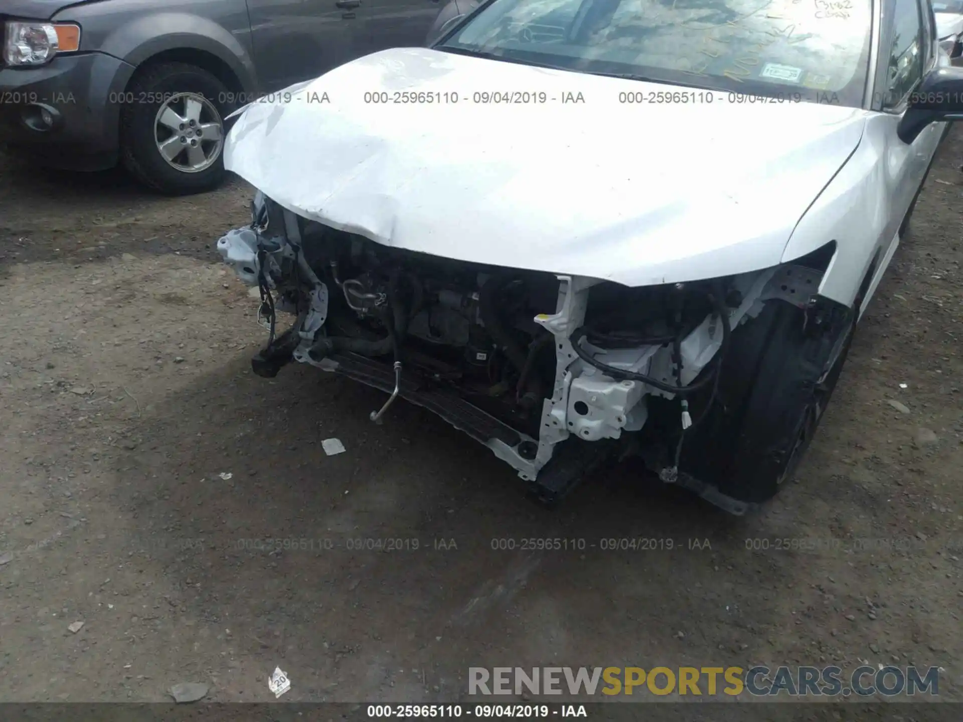 6 Photograph of a damaged car 4T1B61HK3KU163154 TOYOTA CAMRY 2019