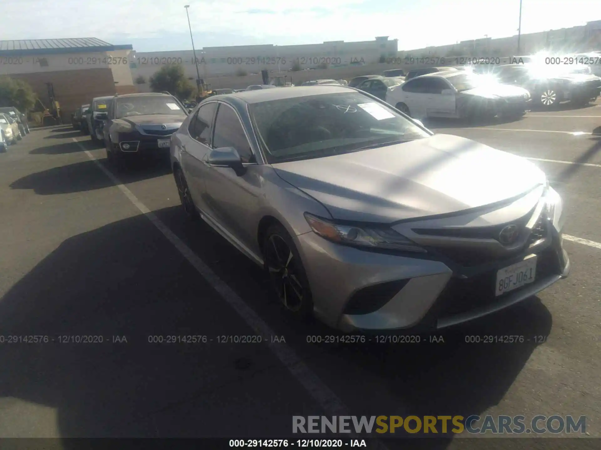 1 Photograph of a damaged car 4T1B61HK3KU170198 TOYOTA CAMRY 2019