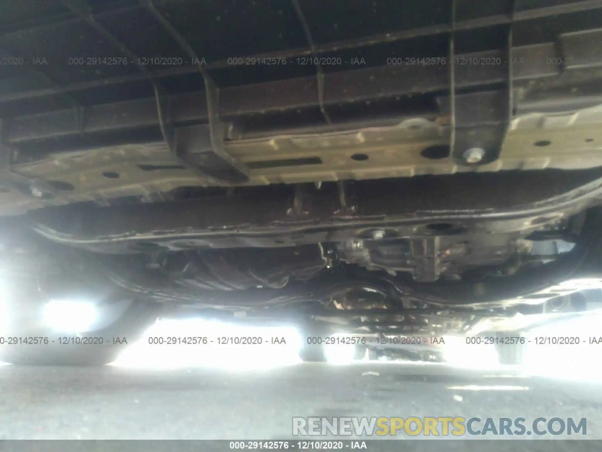 6 Photograph of a damaged car 4T1B61HK3KU170198 TOYOTA CAMRY 2019