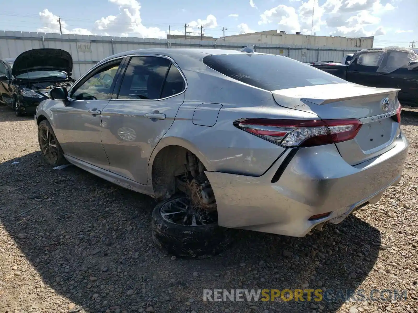 3 Photograph of a damaged car 4T1B61HK3KU170637 TOYOTA CAMRY 2019