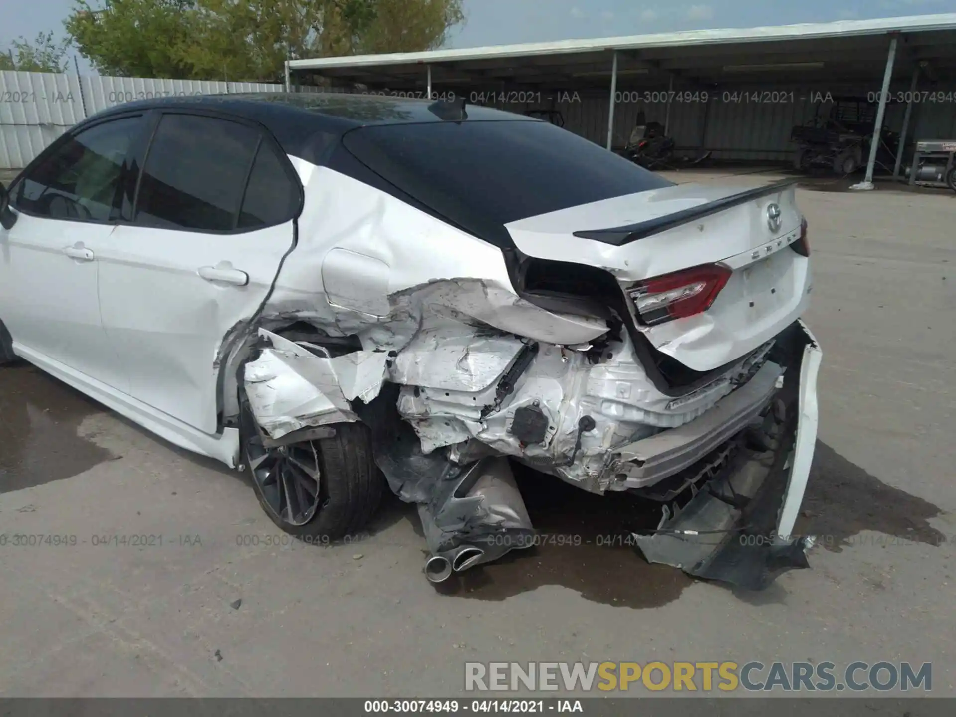 6 Photograph of a damaged car 4T1B61HK3KU172985 TOYOTA CAMRY 2019