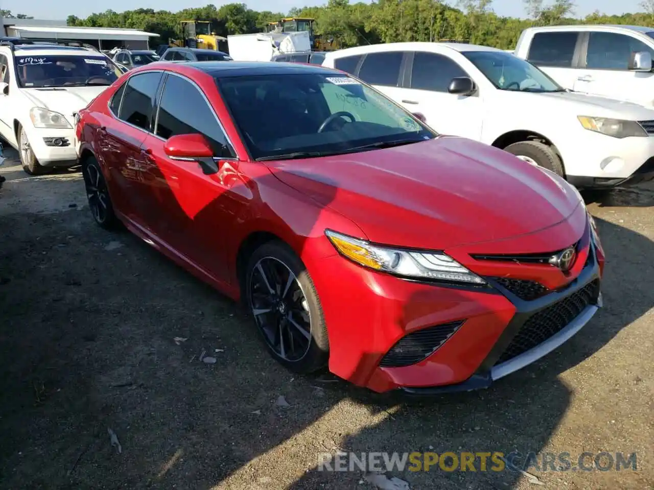 1 Photograph of a damaged car 4T1B61HK3KU175062 TOYOTA CAMRY 2019