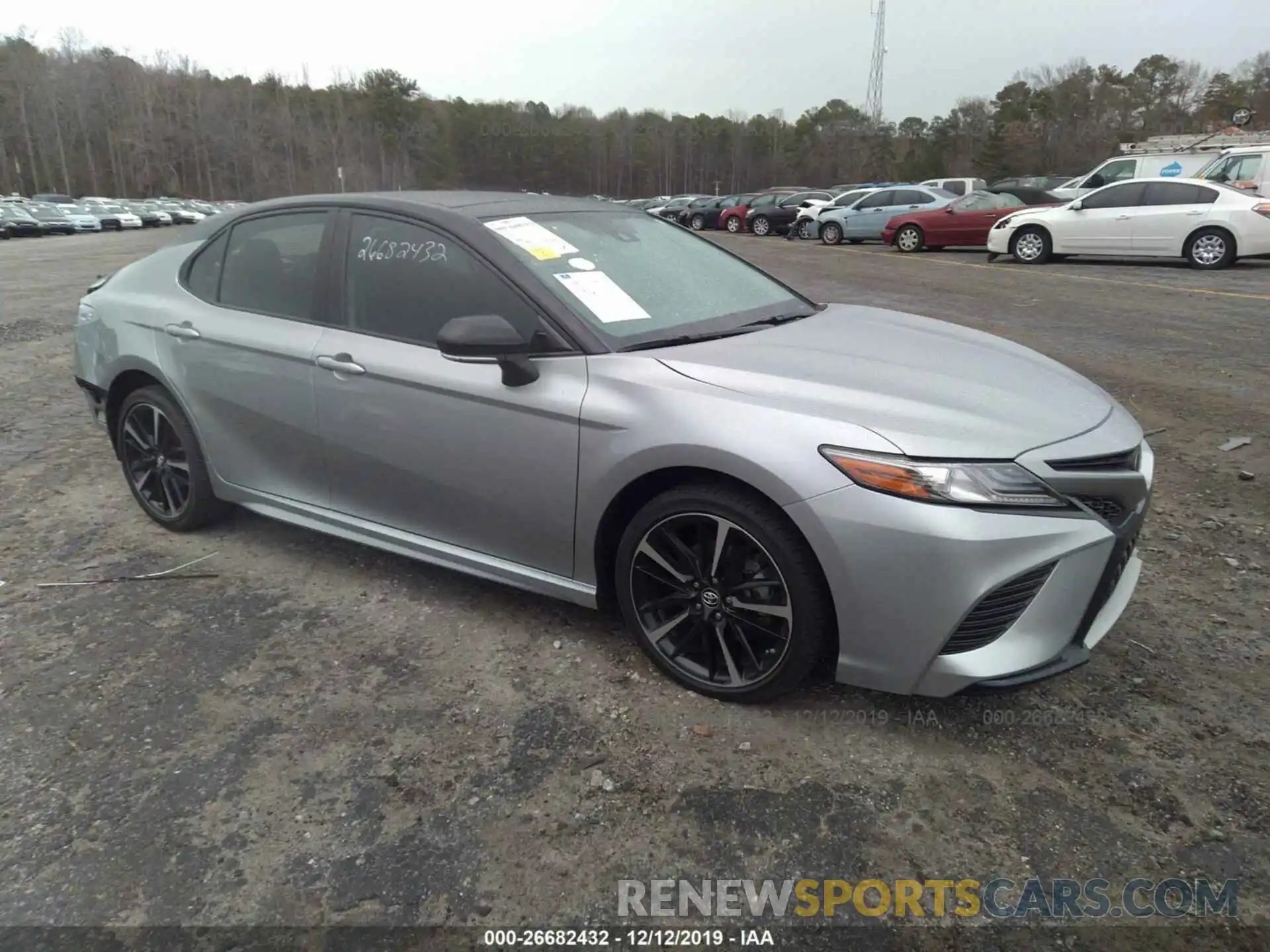 1 Photograph of a damaged car 4T1B61HK3KU190161 TOYOTA CAMRY 2019