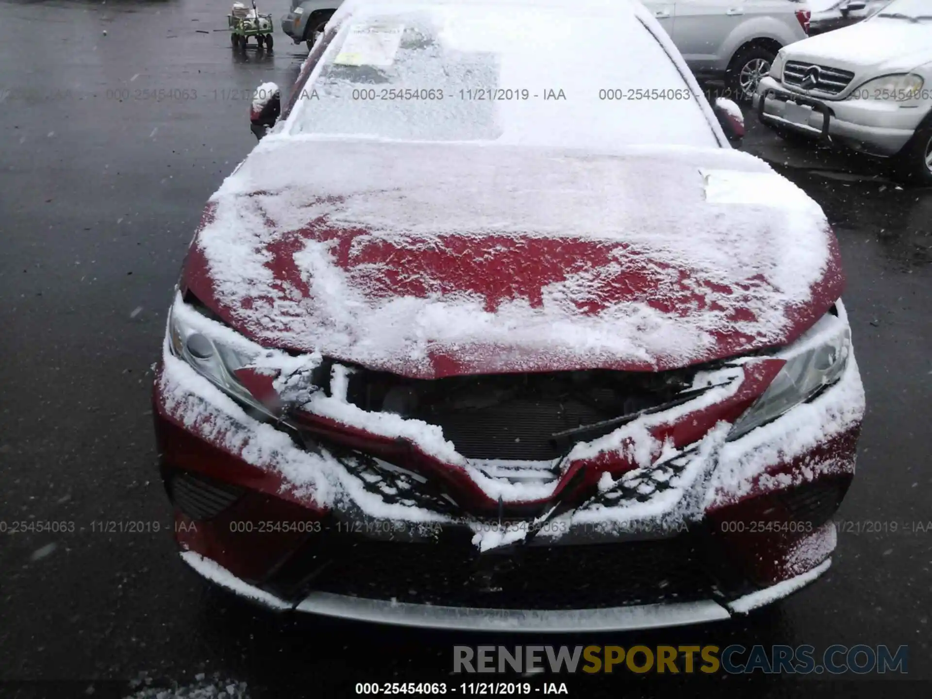 6 Photograph of a damaged car 4T1B61HK3KU192878 TOYOTA CAMRY 2019