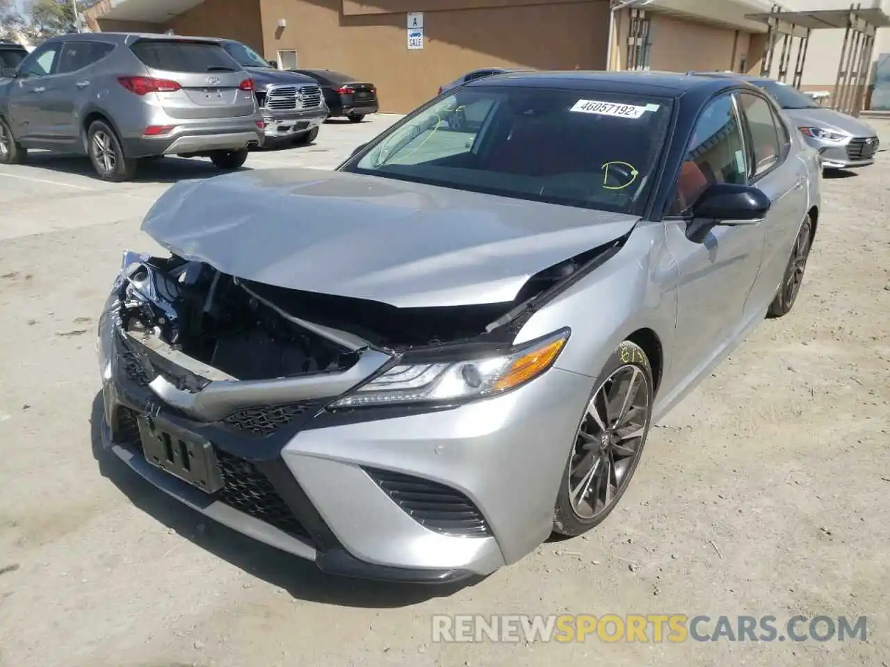 2 Photograph of a damaged car 4T1B61HK3KU195201 TOYOTA CAMRY 2019