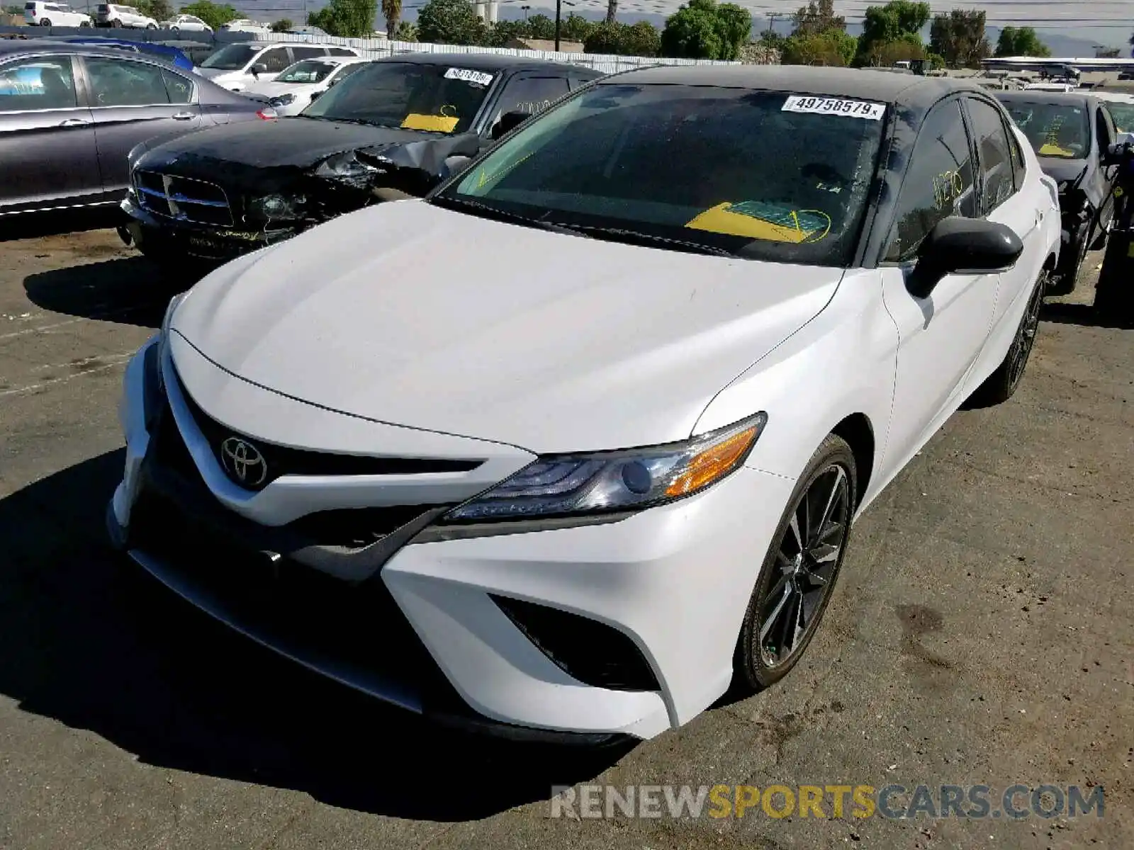 2 Photograph of a damaged car 4T1B61HK3KU196123 TOYOTA CAMRY 2019