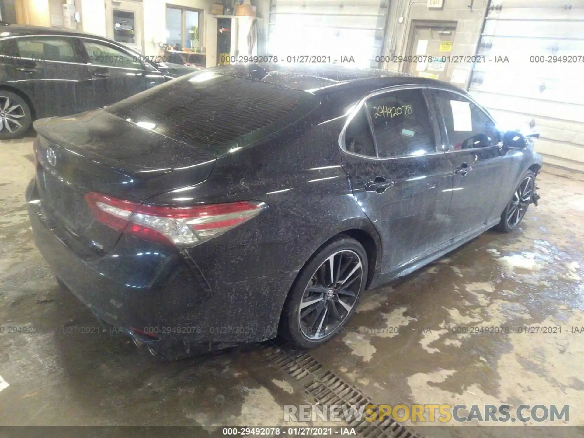 4 Photograph of a damaged car 4T1B61HK3KU207668 TOYOTA CAMRY 2019