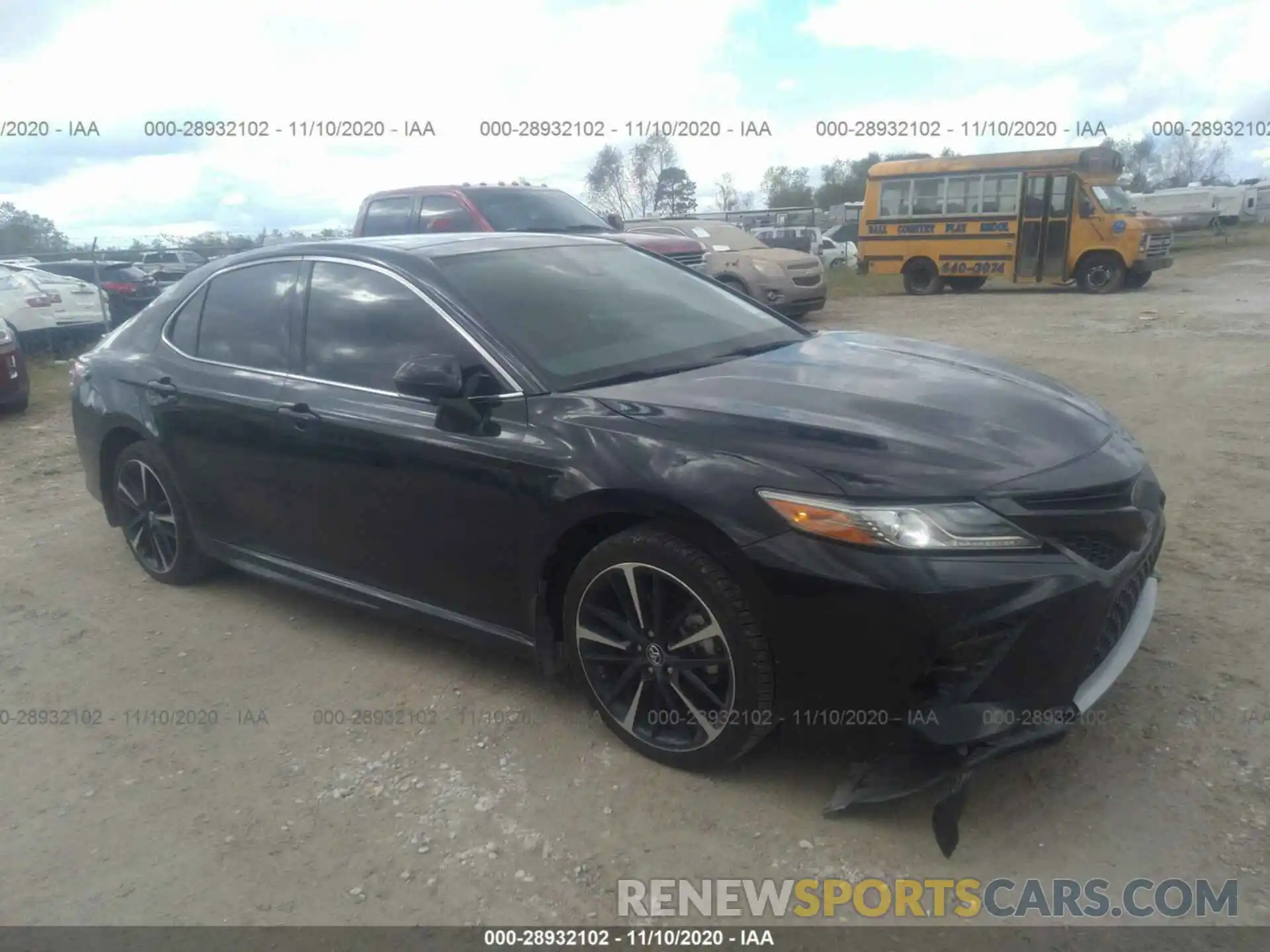 1 Photograph of a damaged car 4T1B61HK3KU207749 TOYOTA CAMRY 2019