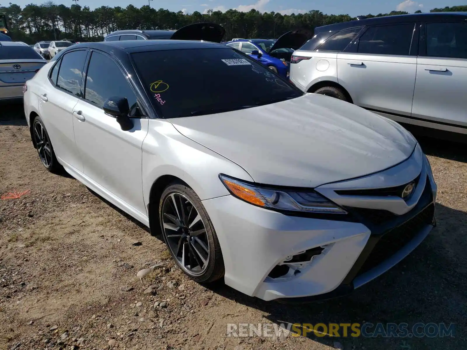 1 Photograph of a damaged car 4T1B61HK3KU213258 TOYOTA CAMRY 2019