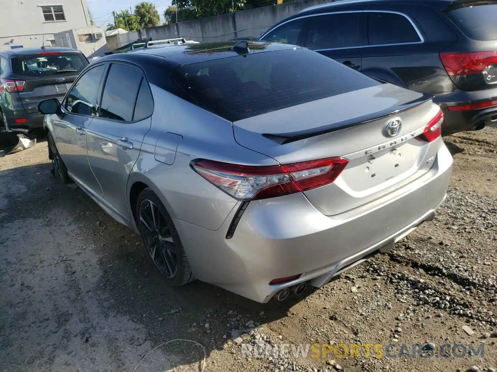 3 Photograph of a damaged car 4T1B61HK3KU216838 TOYOTA CAMRY 2019