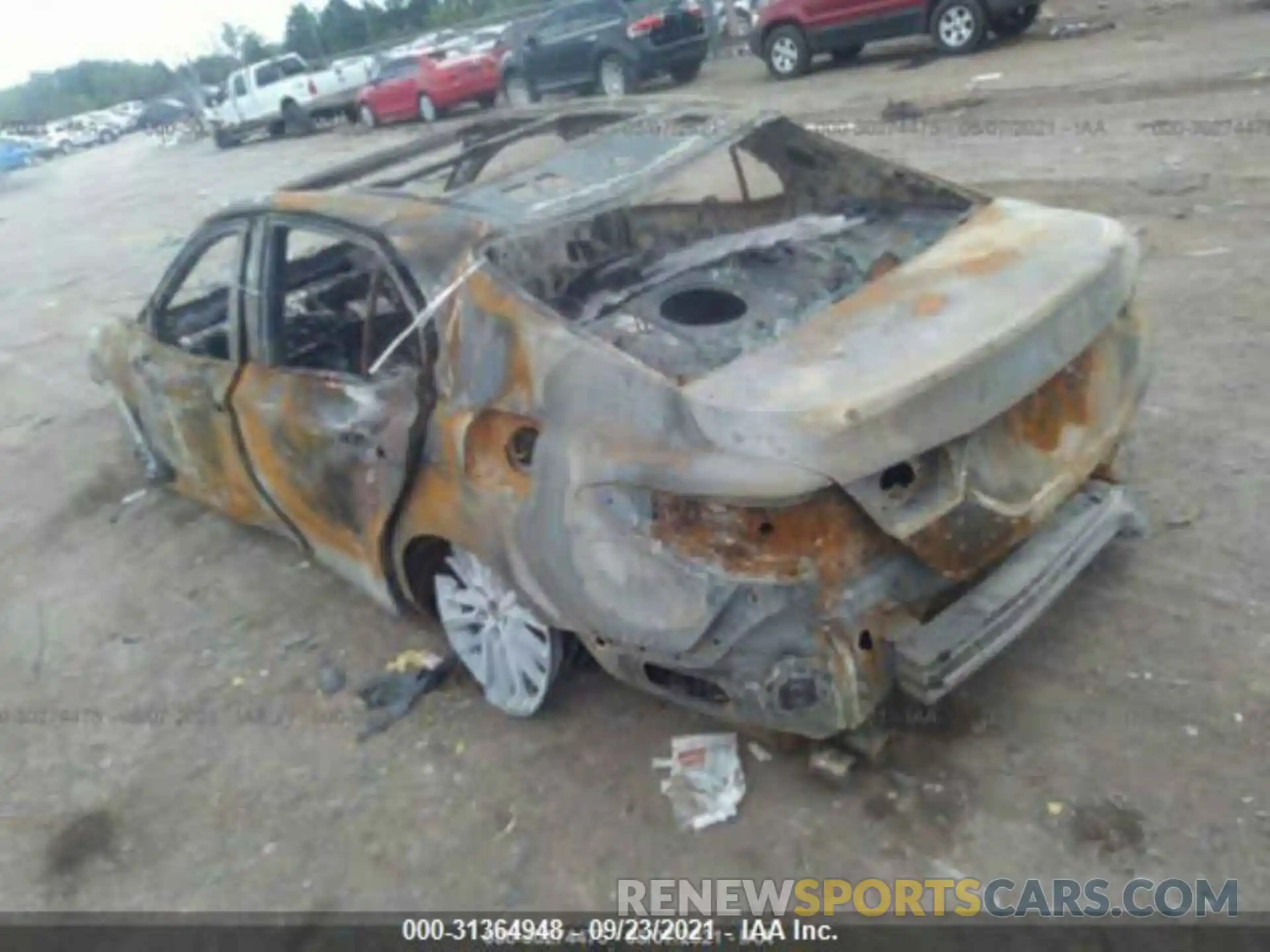 3 Photograph of a damaged car 4T1B61HK3KU221991 TOYOTA CAMRY 2019