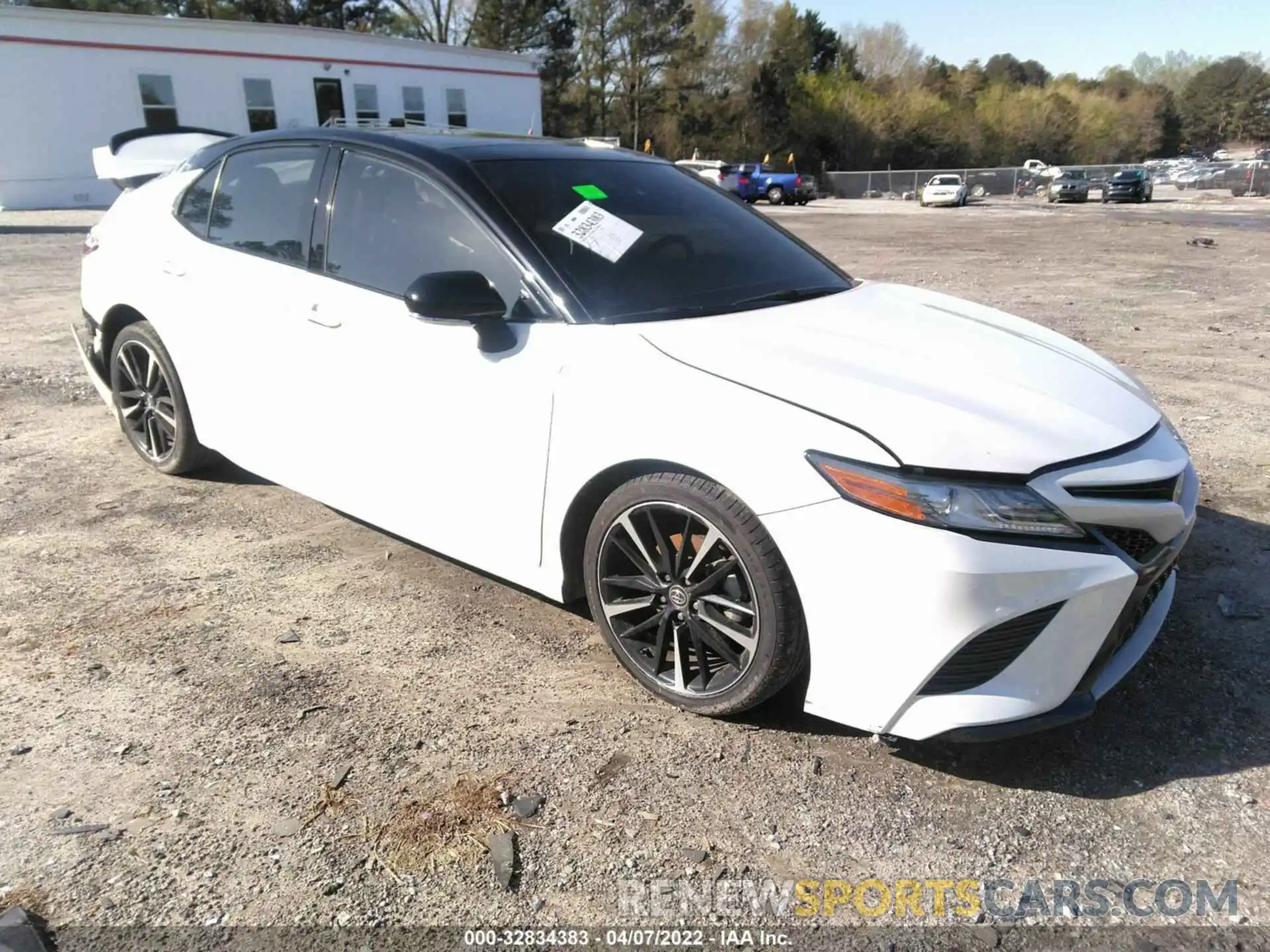 1 Photograph of a damaged car 4T1B61HK3KU224163 TOYOTA CAMRY 2019