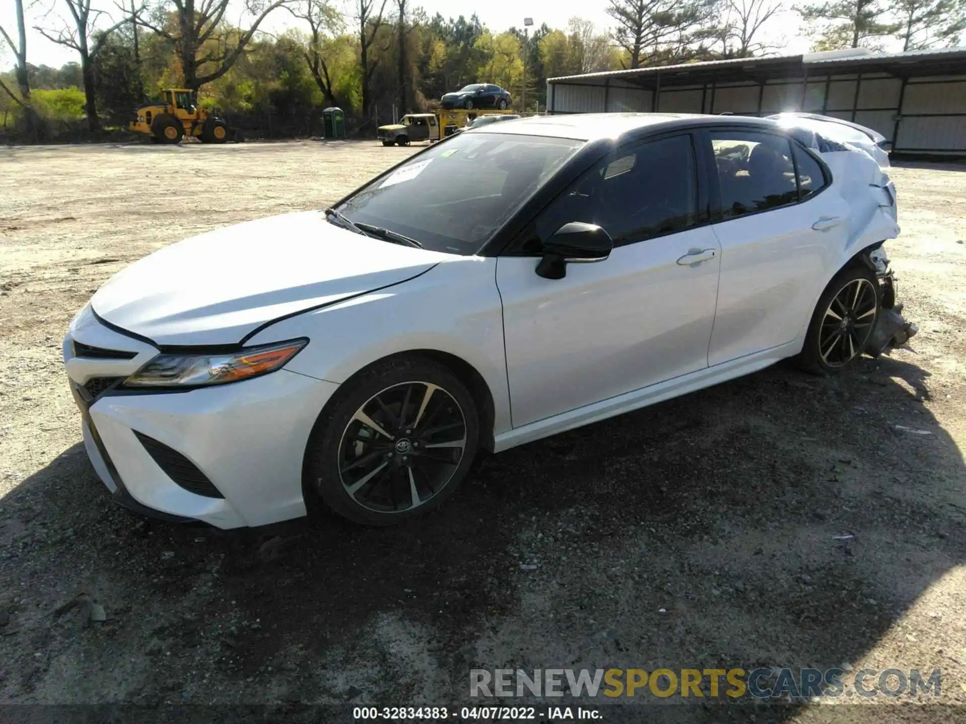 2 Photograph of a damaged car 4T1B61HK3KU224163 TOYOTA CAMRY 2019