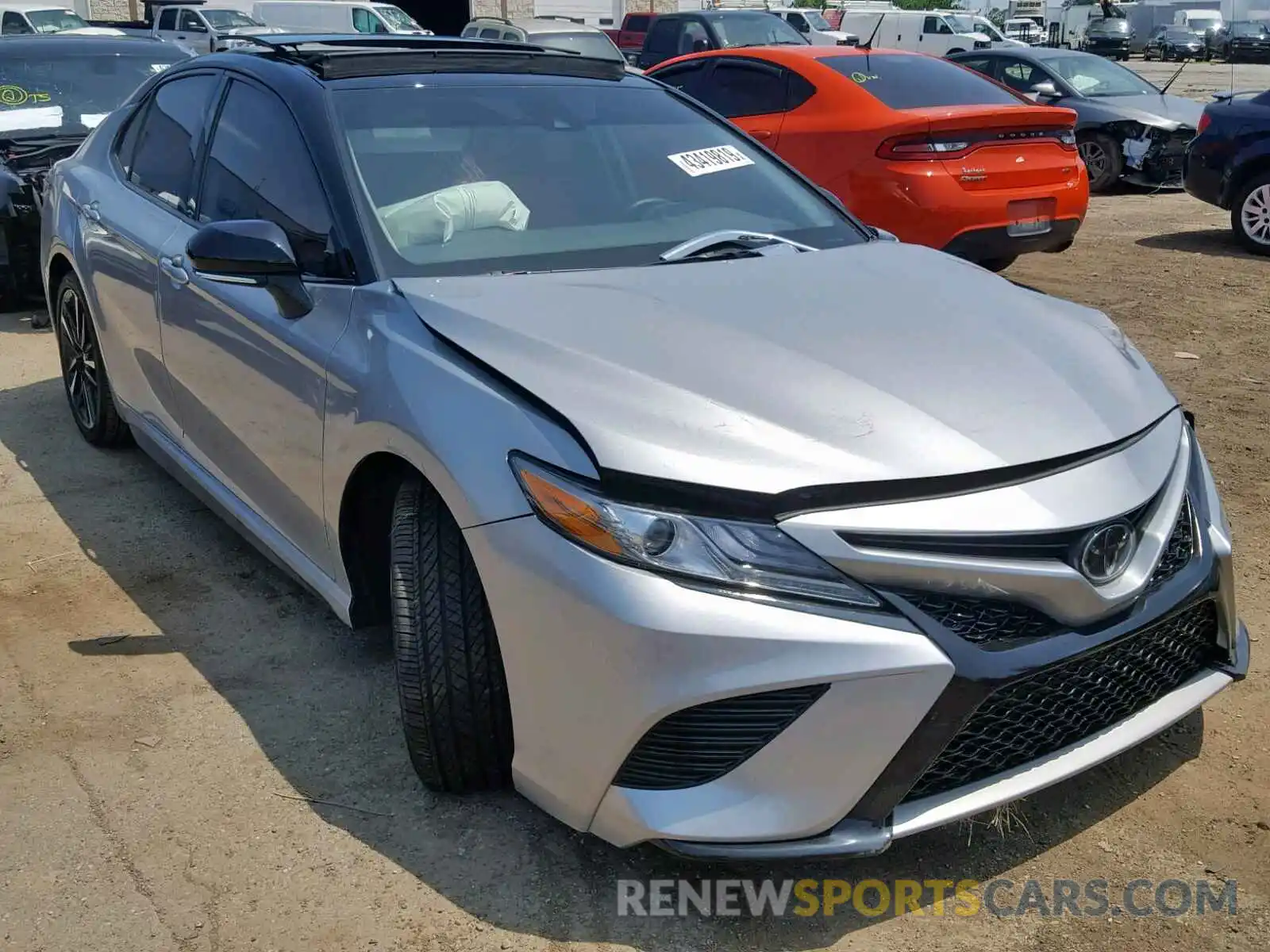 1 Photograph of a damaged car 4T1B61HK3KU230688 TOYOTA CAMRY 2019