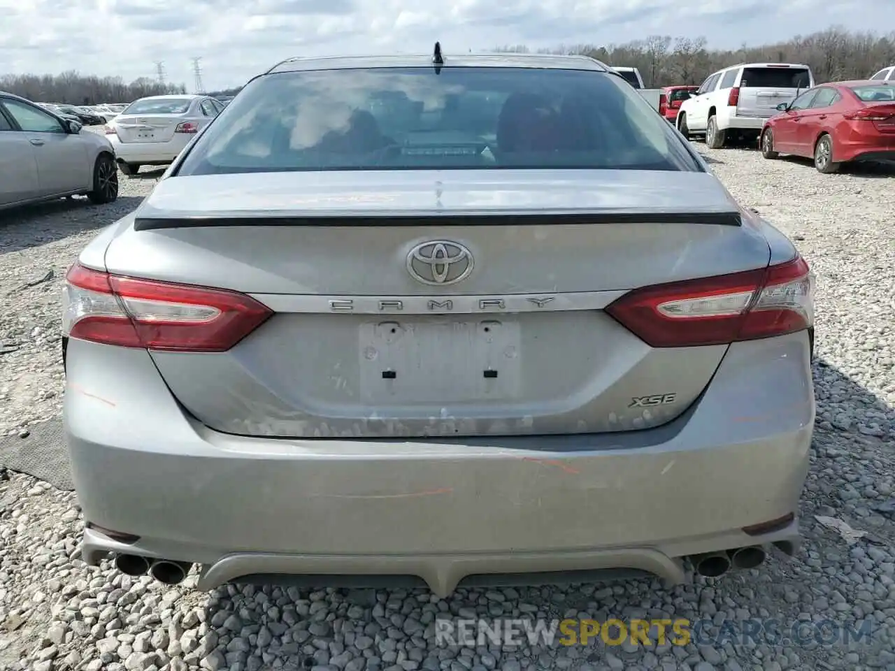 6 Photograph of a damaged car 4T1B61HK3KU247135 TOYOTA CAMRY 2019