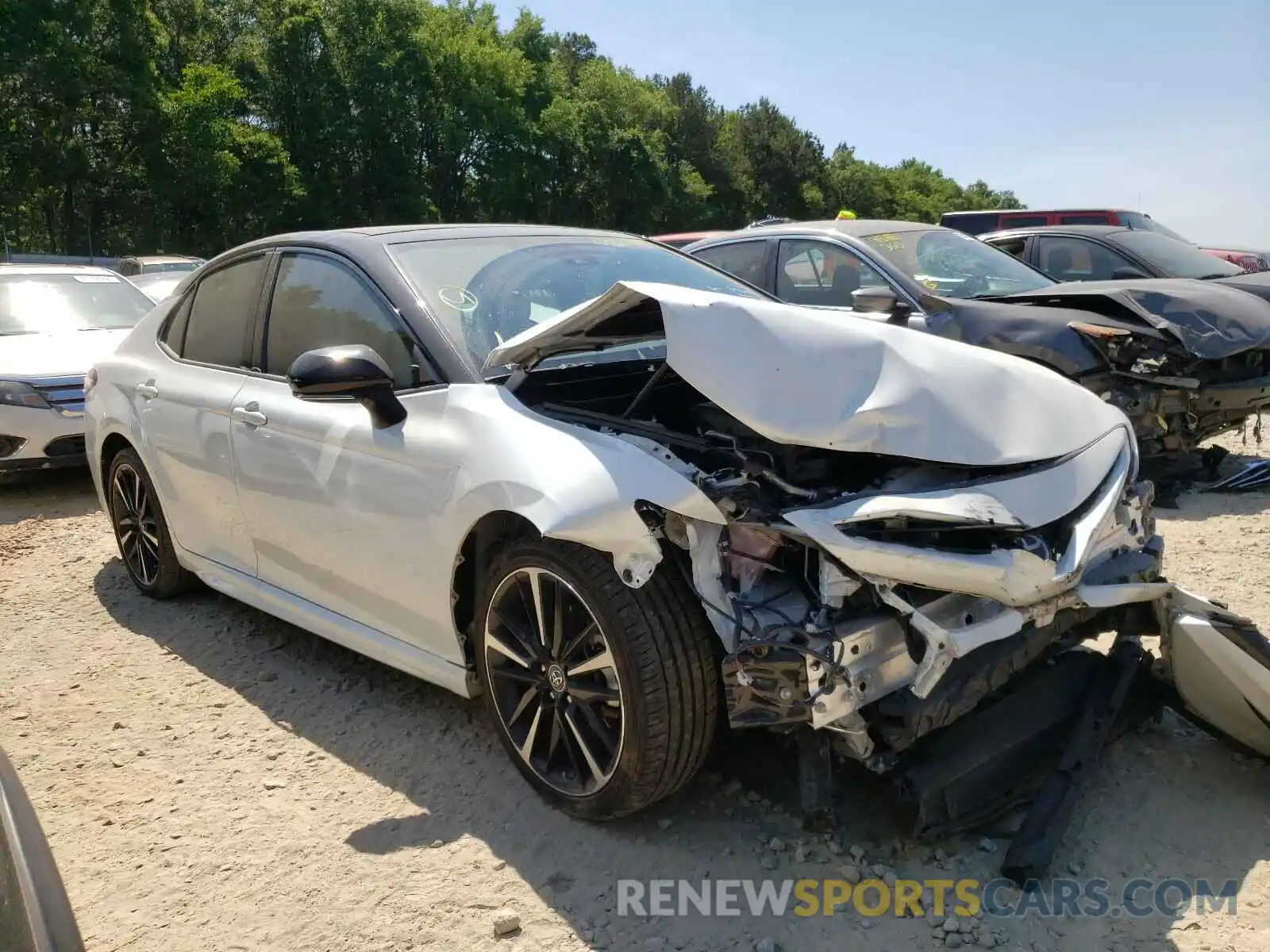 1 Photograph of a damaged car 4T1B61HK3KU248219 TOYOTA CAMRY 2019