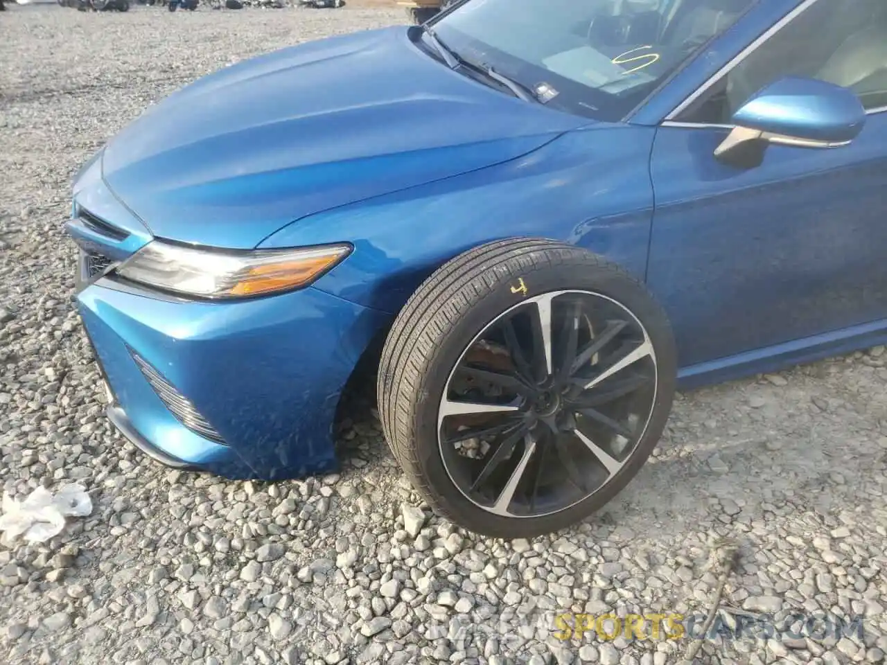 9 Photograph of a damaged car 4T1B61HK3KU250004 TOYOTA CAMRY 2019